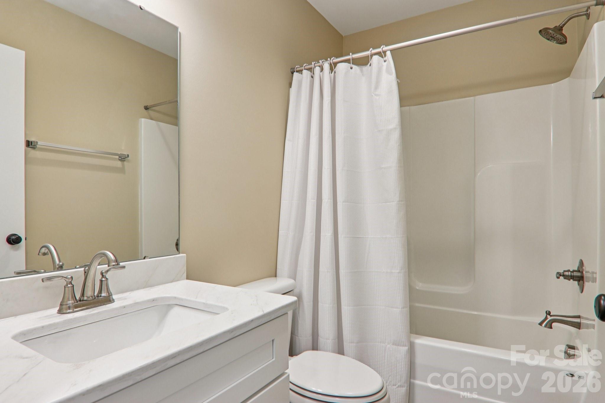 111 W Crawford Street — Landrum