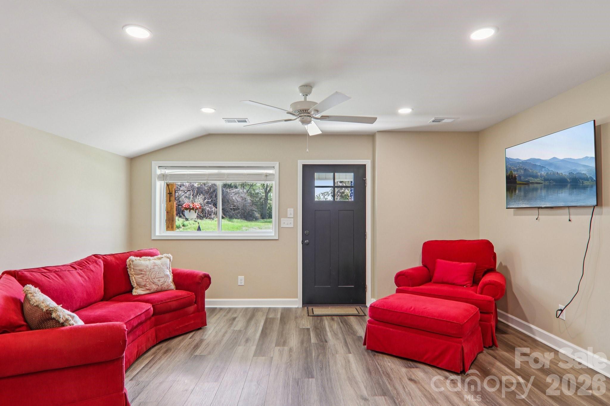 111 W Crawford Street — Landrum