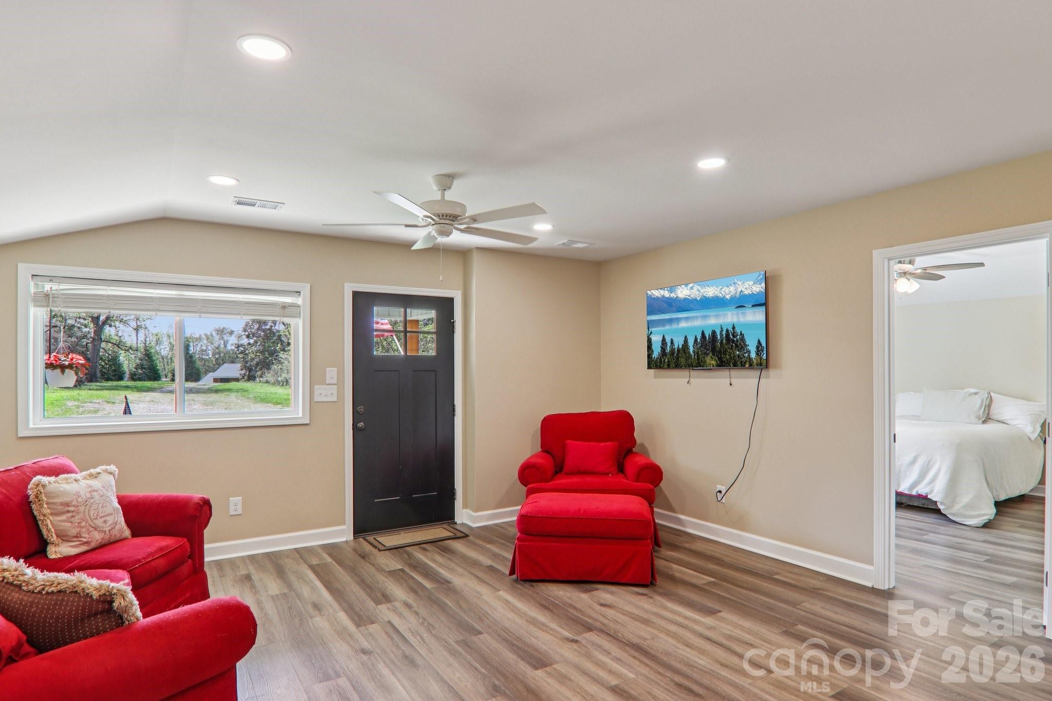 111 W Crawford Street — Landrum