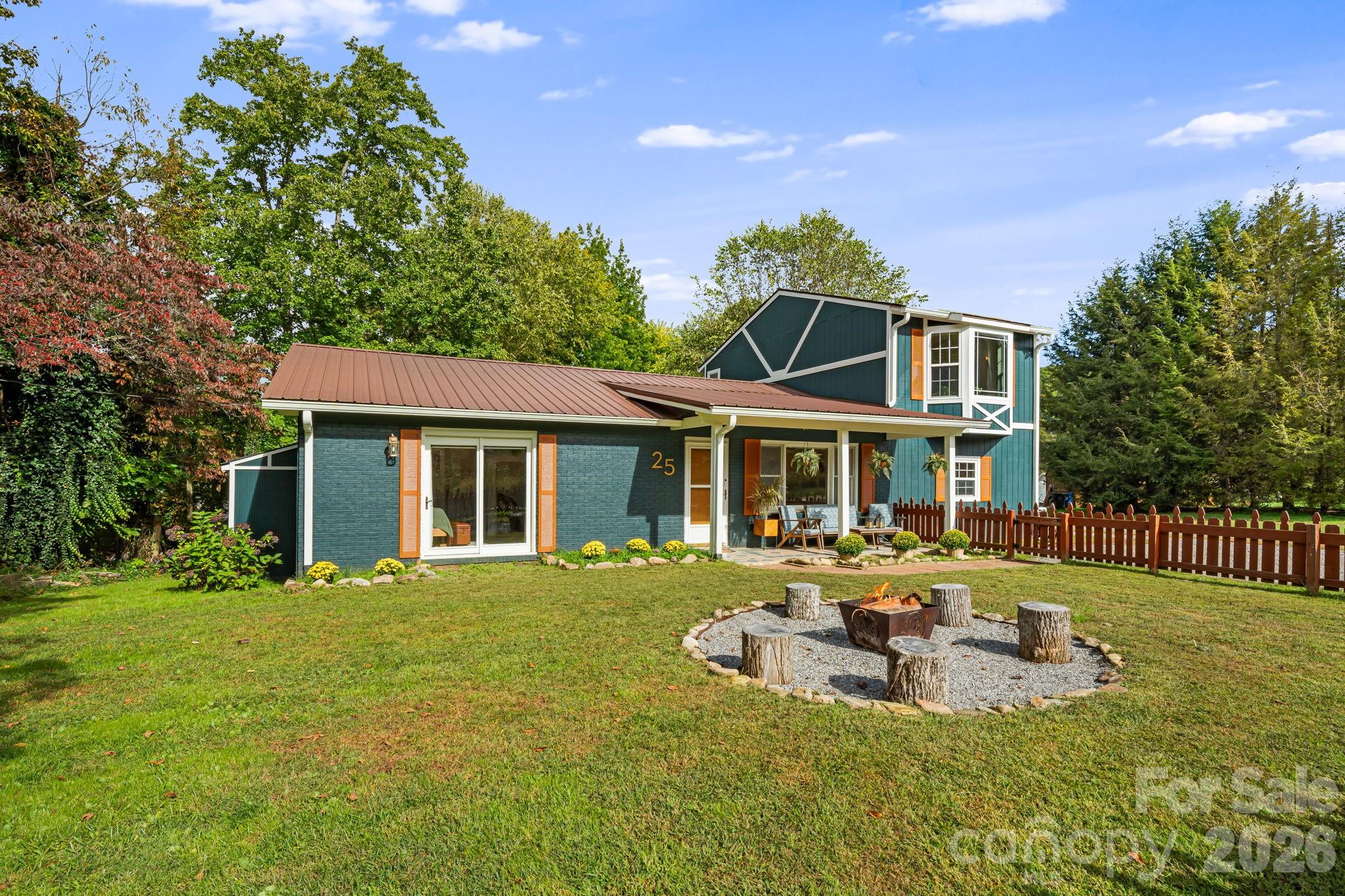 25 Pinewood Drive — Waynesville