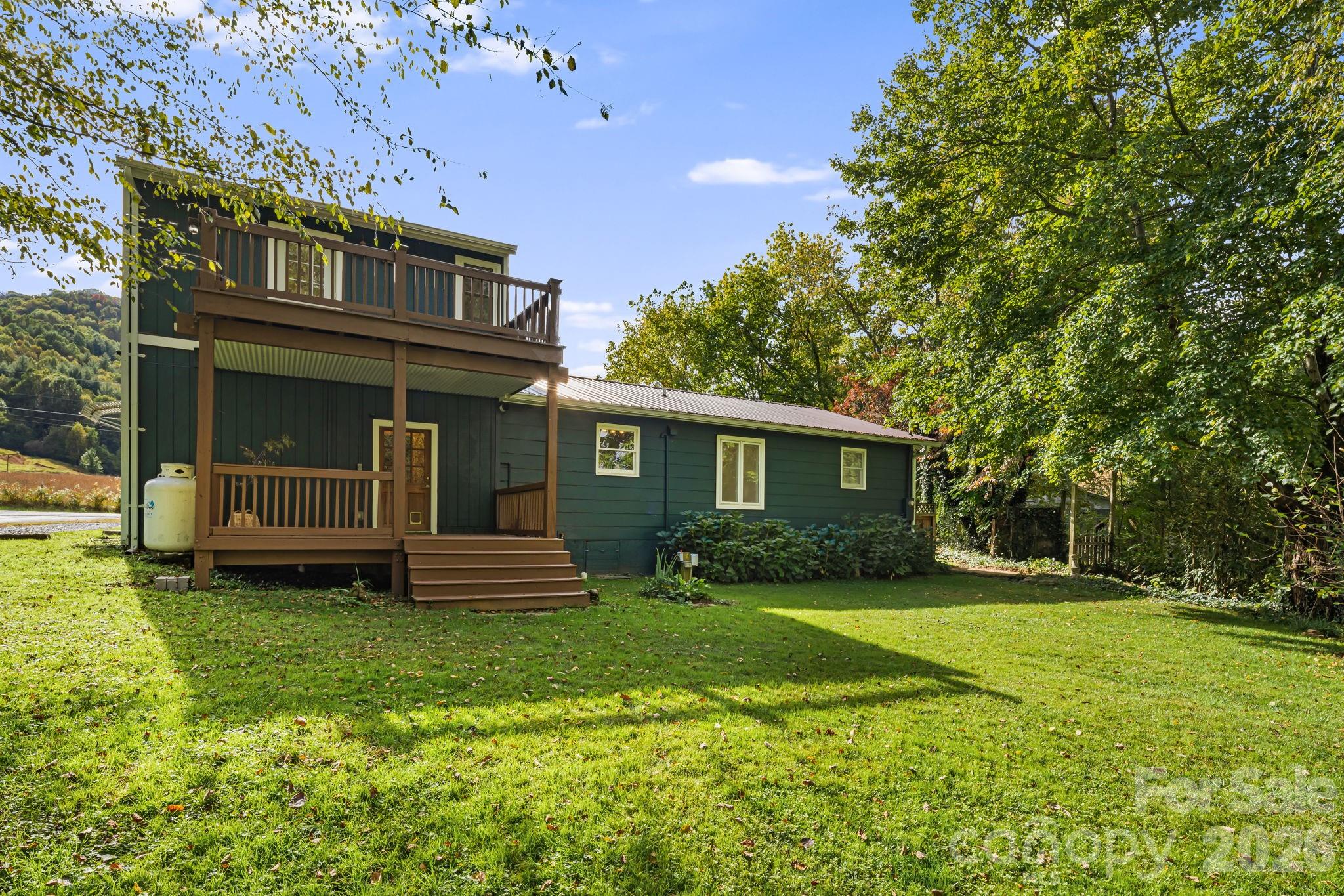 25 Pinewood Drive — Waynesville