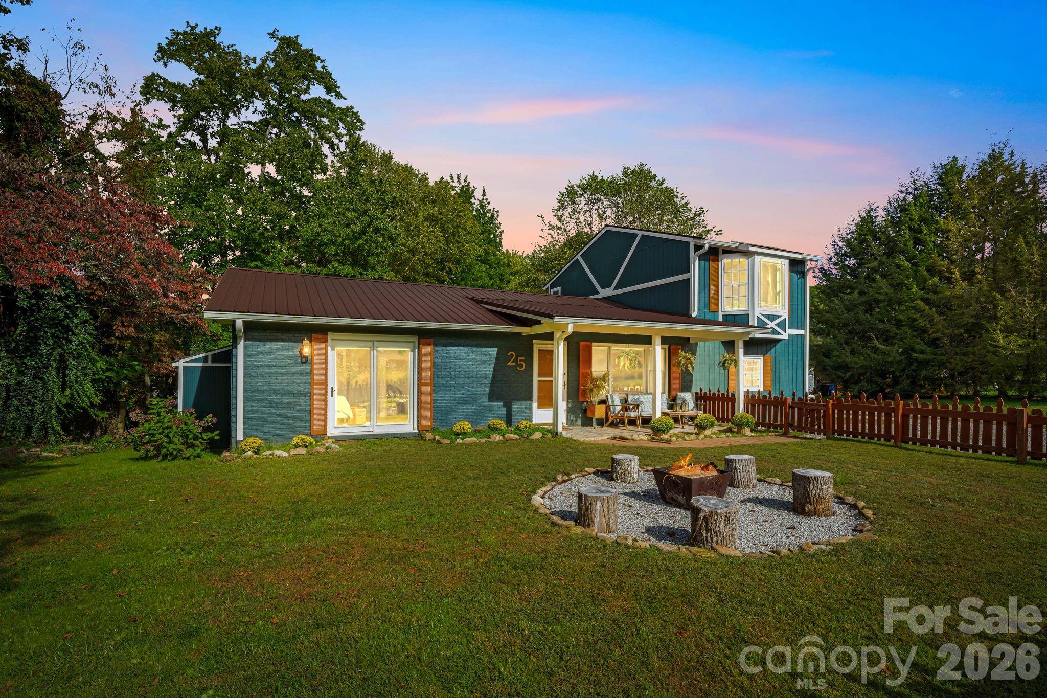25 Pinewood Drive — Waynesville