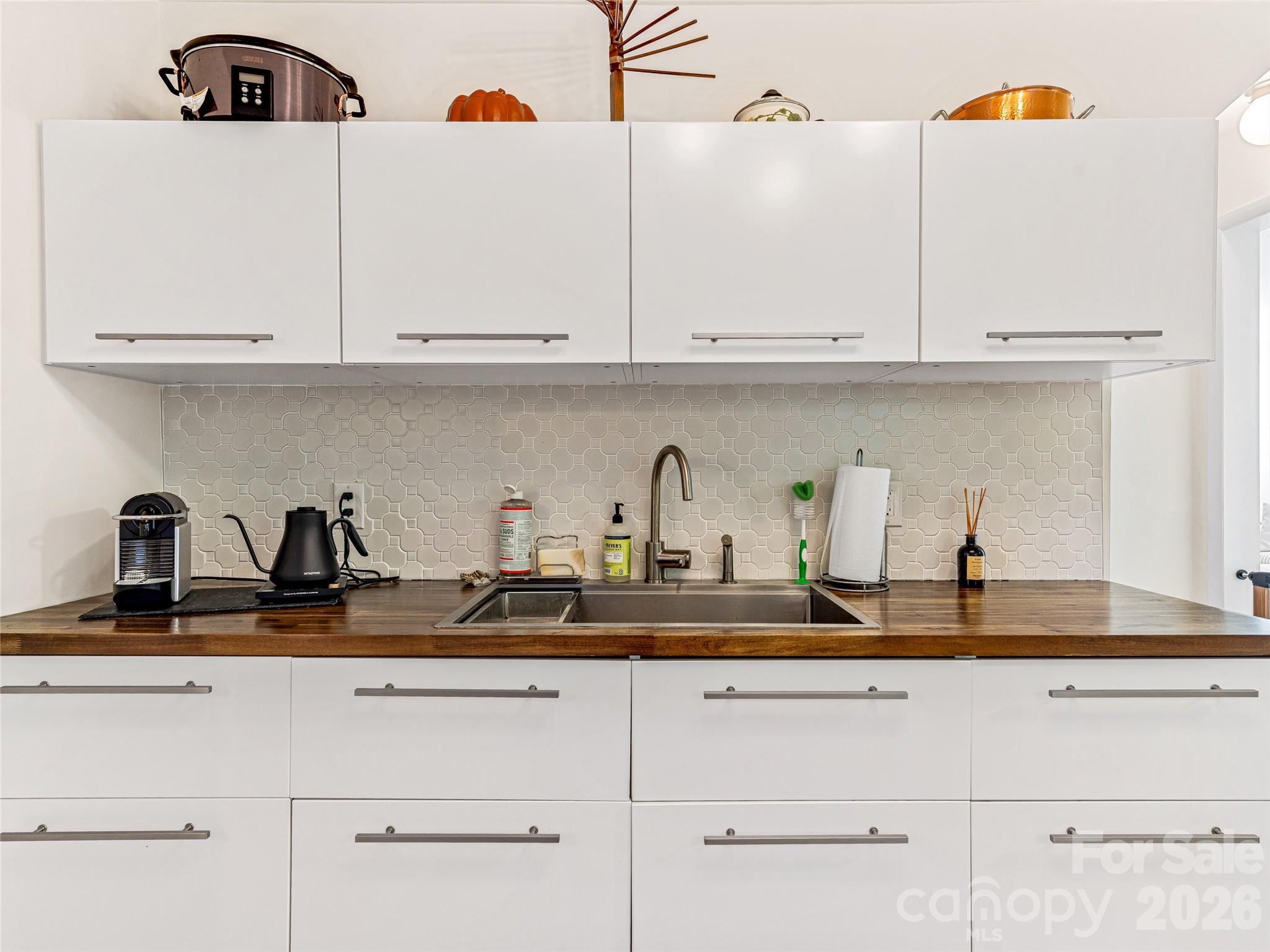 44 Broadview Avenue — Asheville