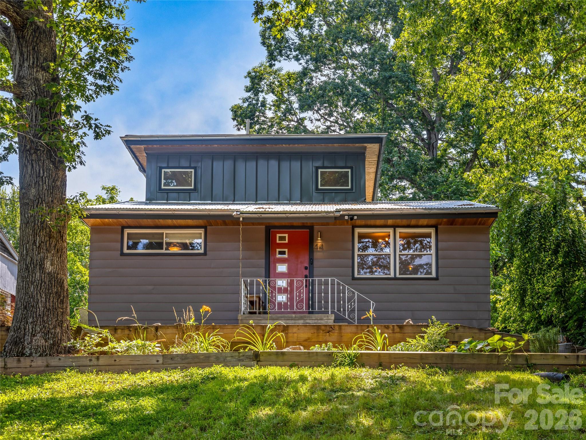 44 Broadview Avenue — Asheville