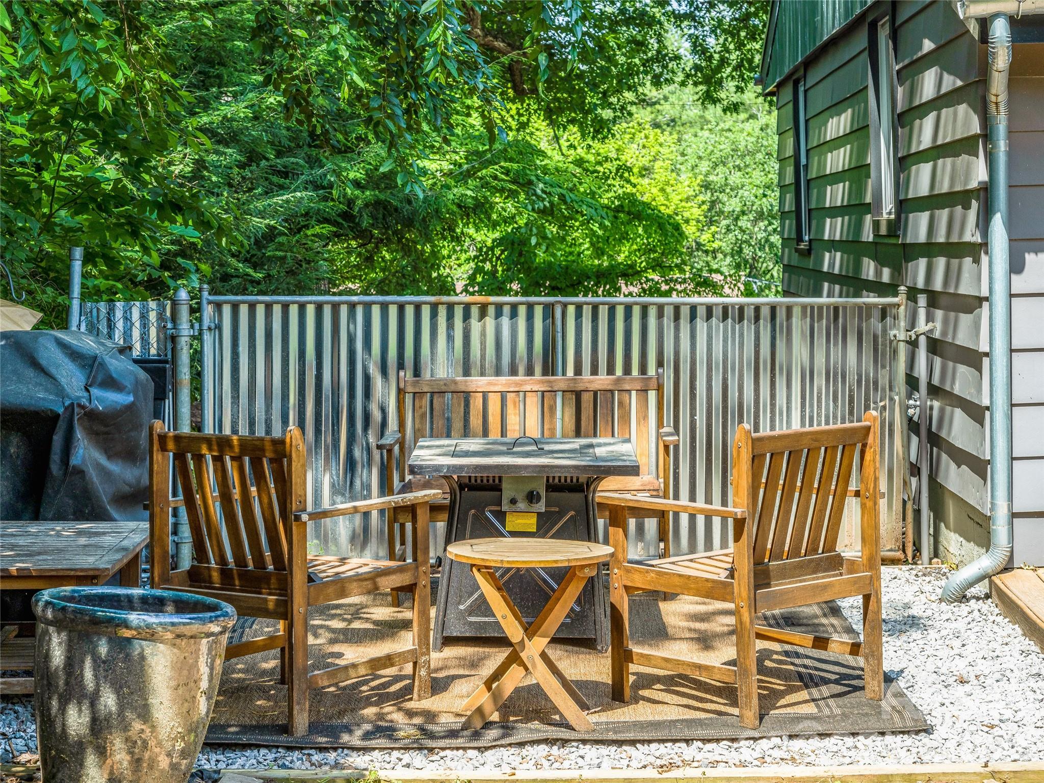 44 Broadview Avenue — Asheville