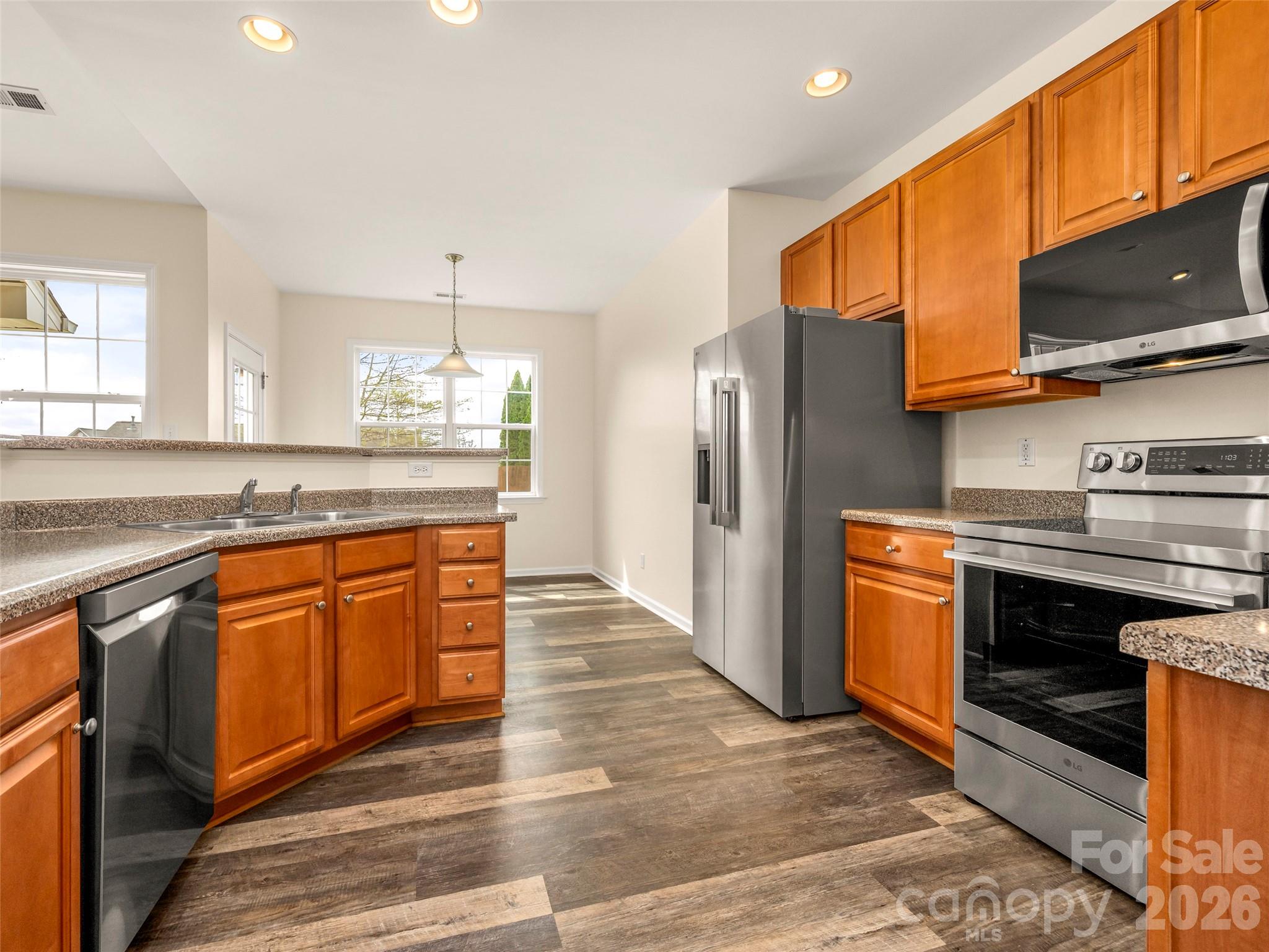 33 W Hiawassee Road — Fletcher