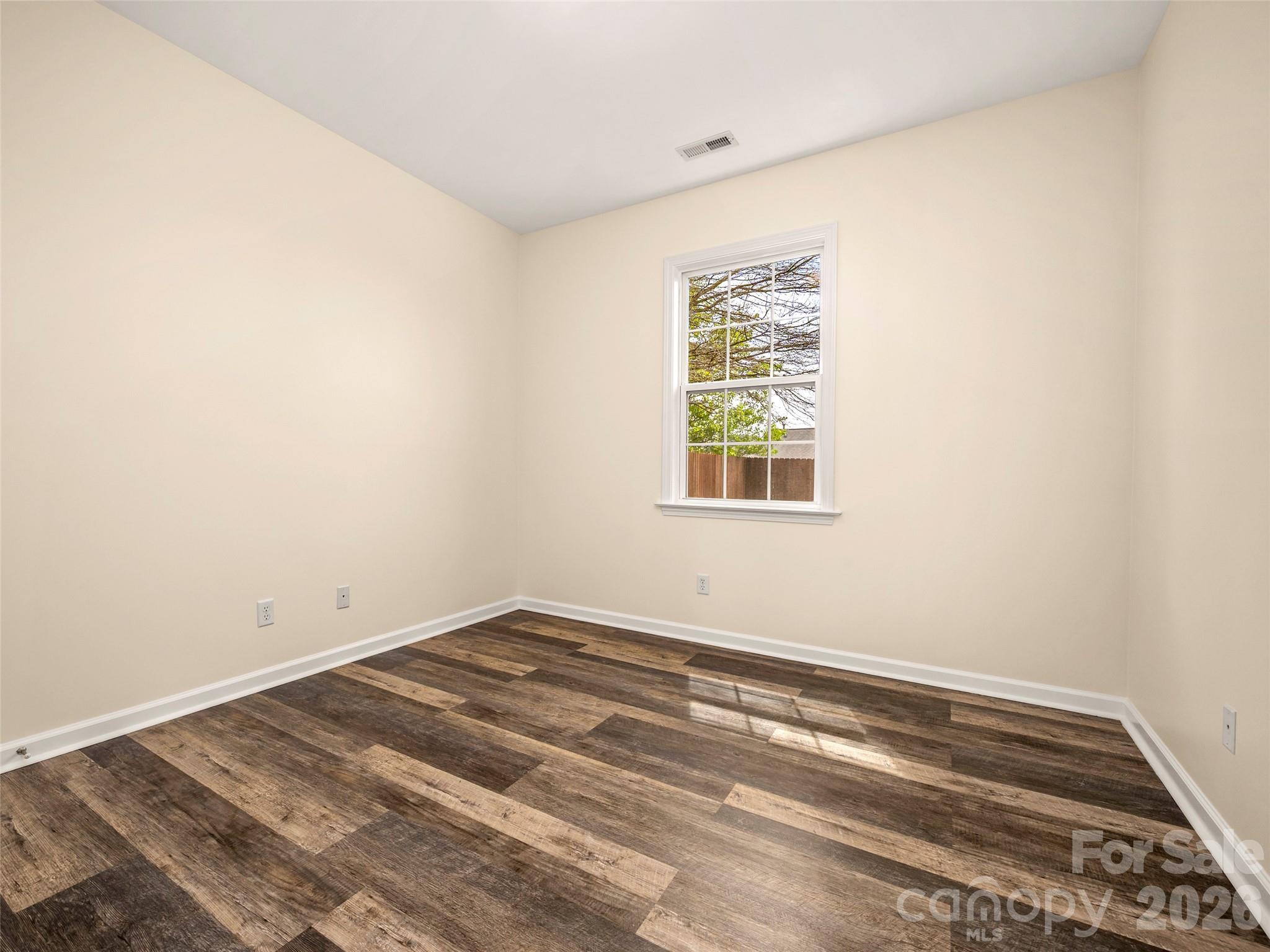 33 W Hiawassee Road — Fletcher