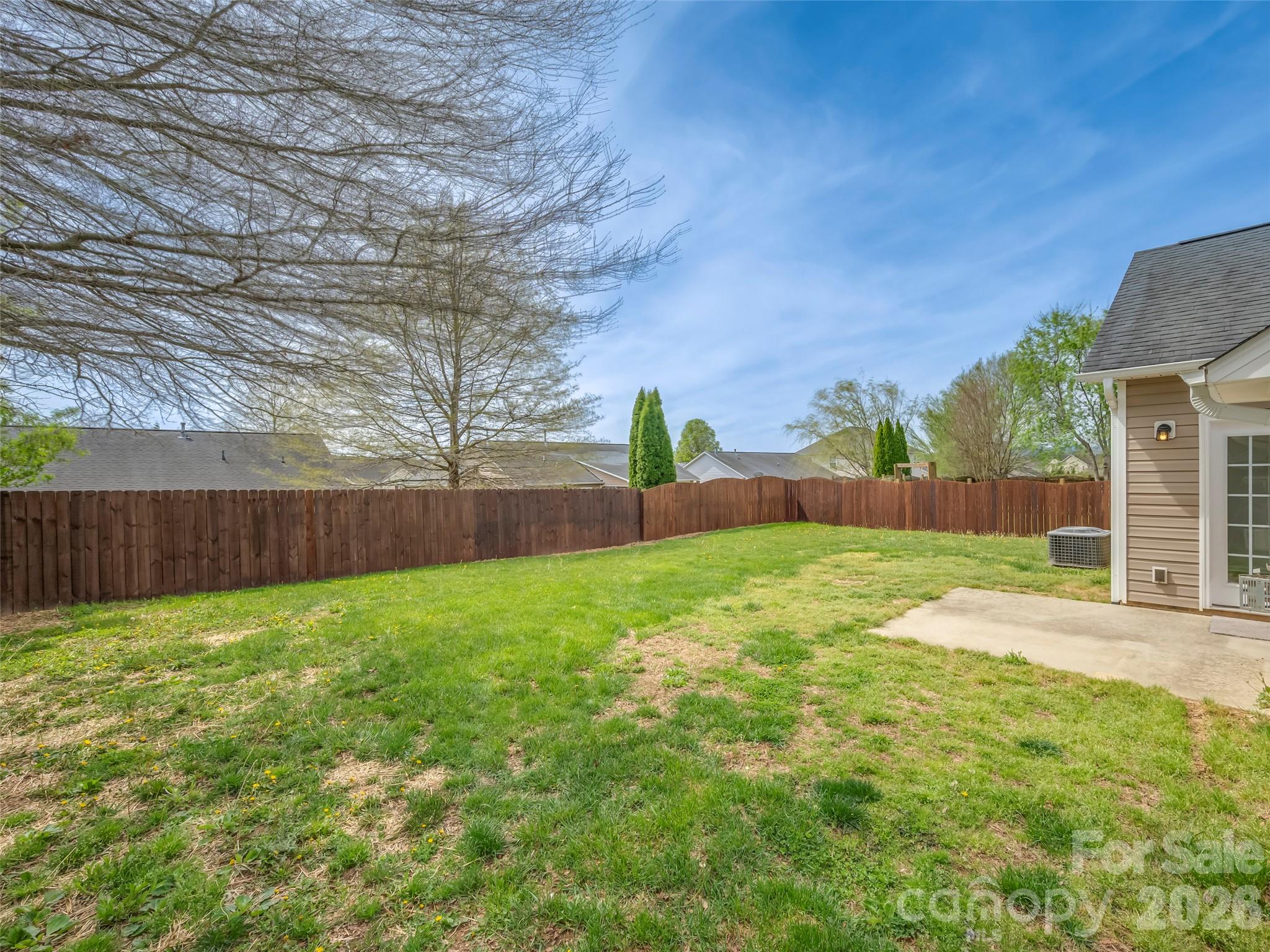 33 W Hiawassee Road — Fletcher