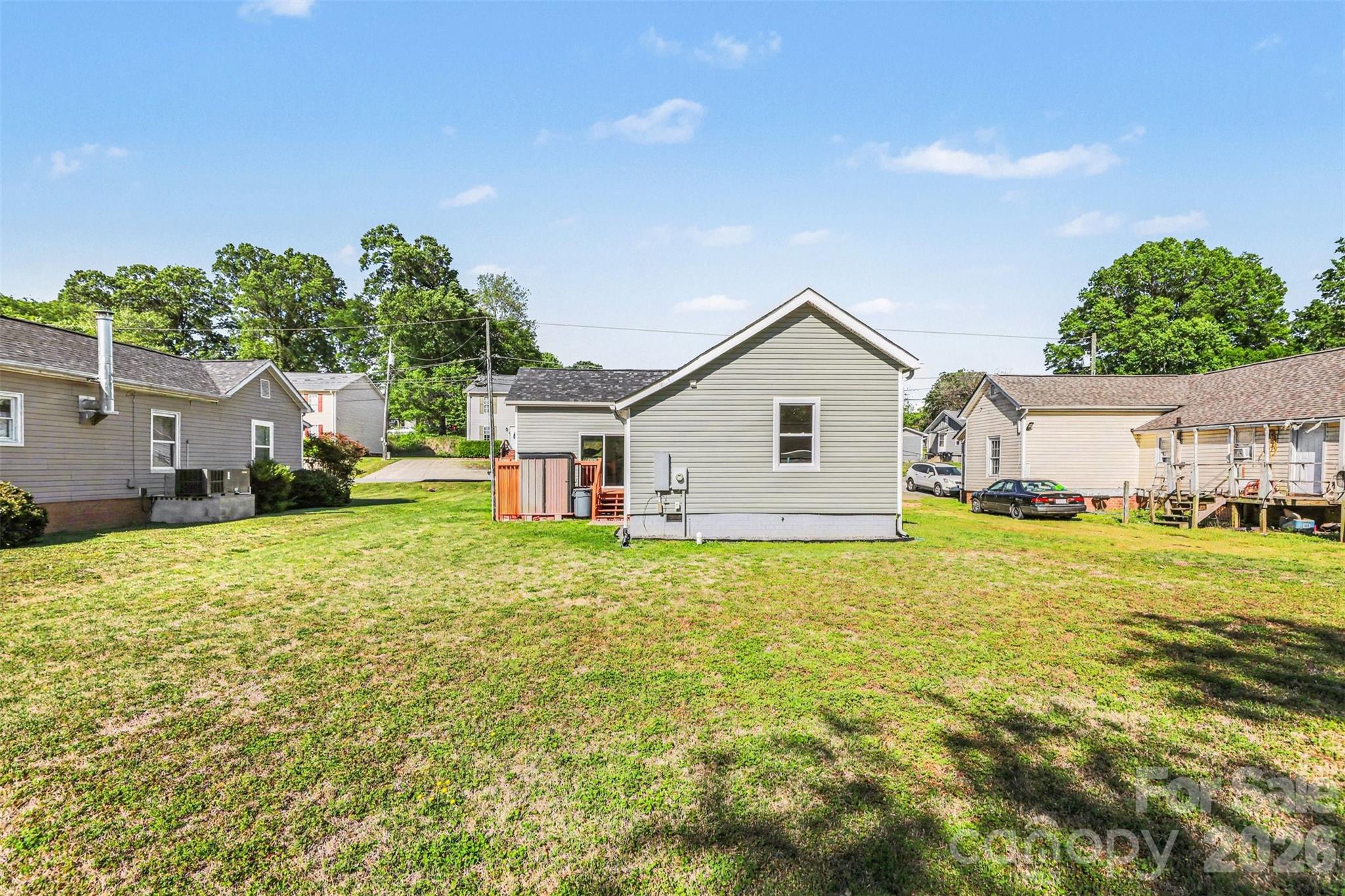 118 Glen Rae Street SW — Concord