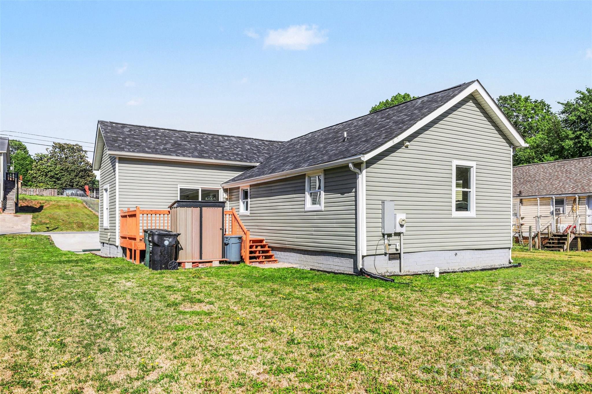 118 Glen Rae Street SW — Concord