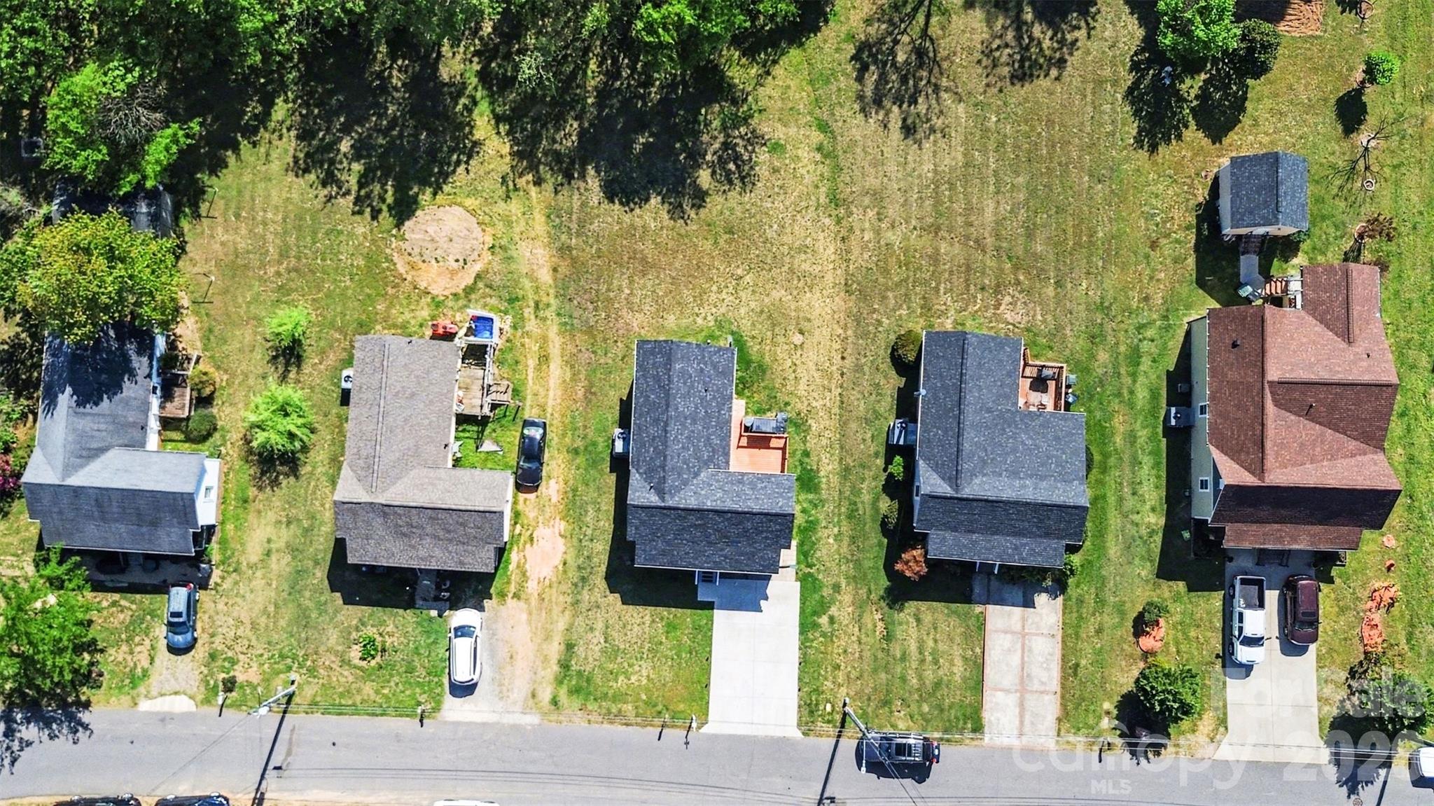 118 Glen Rae Street SW — Concord