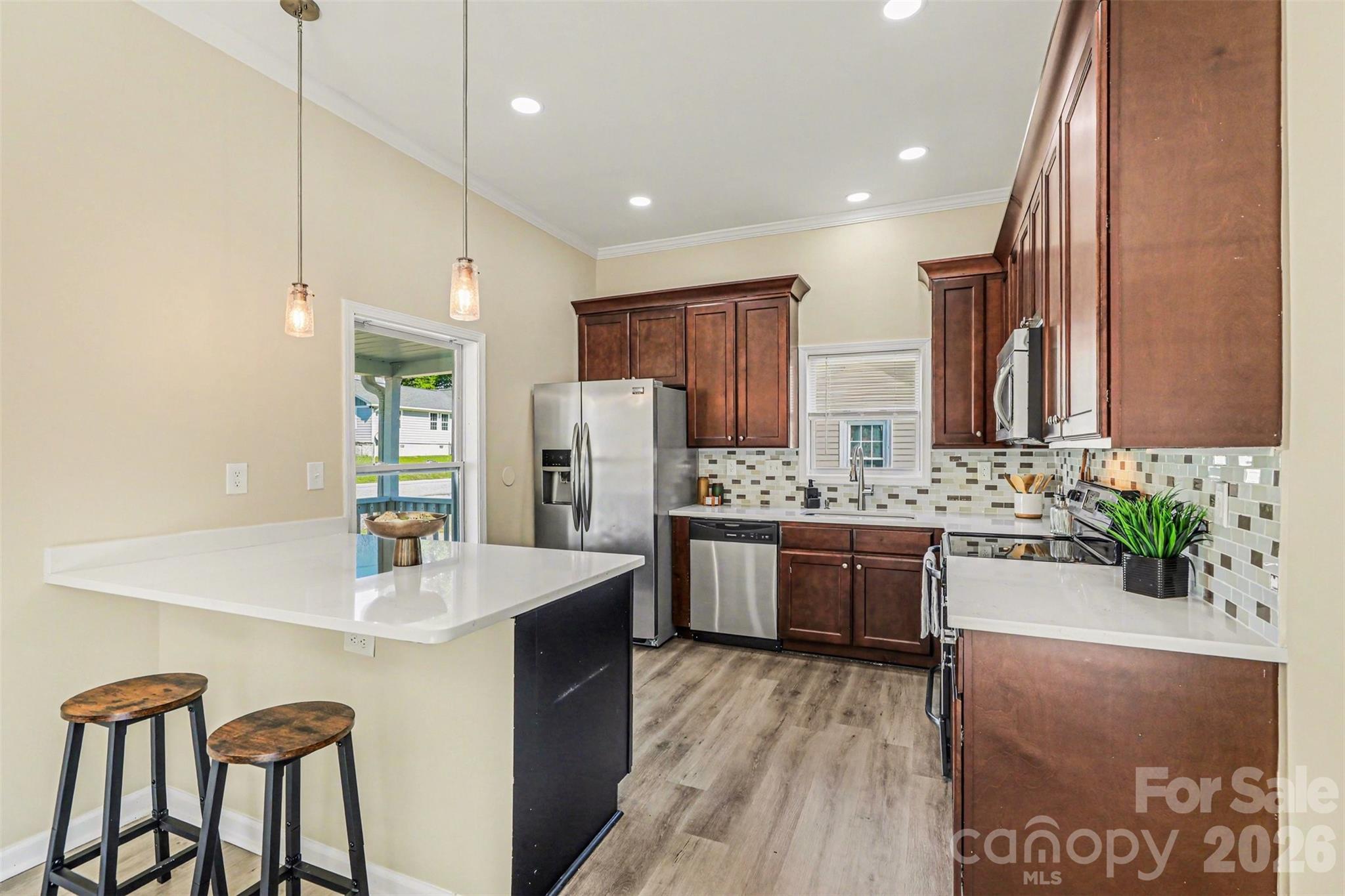 118 Glen Rae Street SW — Concord