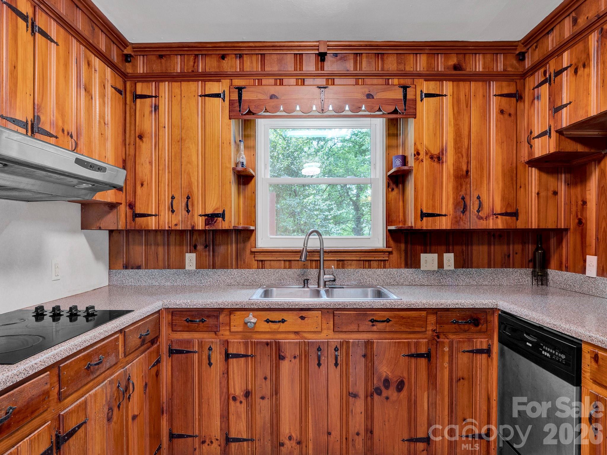6210 Grove Park Boulevard — Charlotte