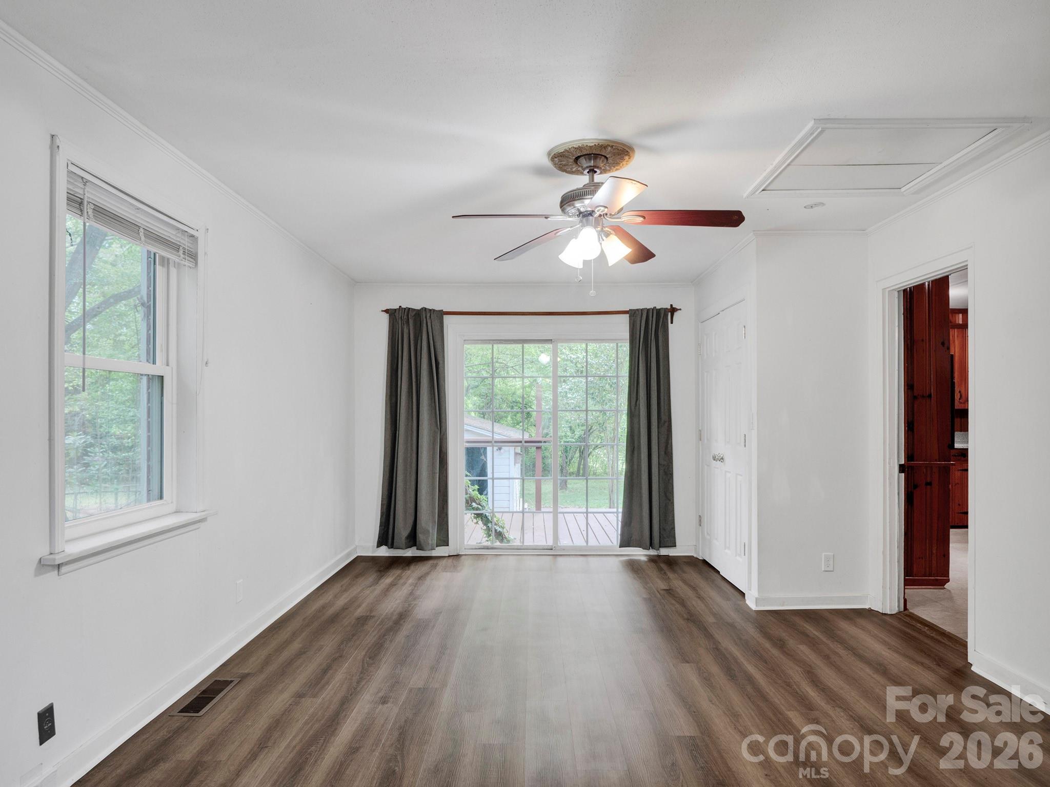 6210 Grove Park Boulevard — Charlotte