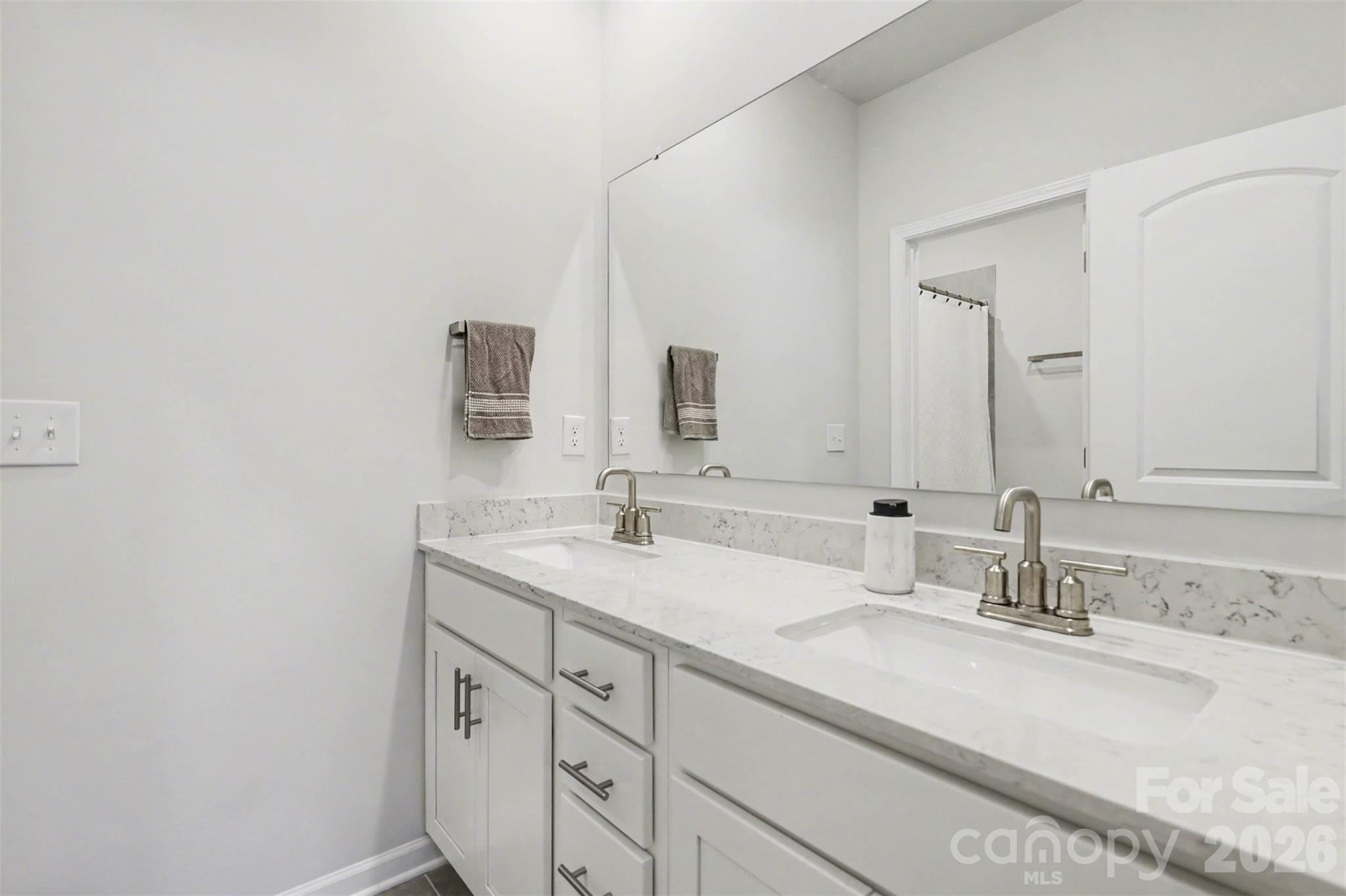 5109 Kinsbridge Drive — Mint Hill