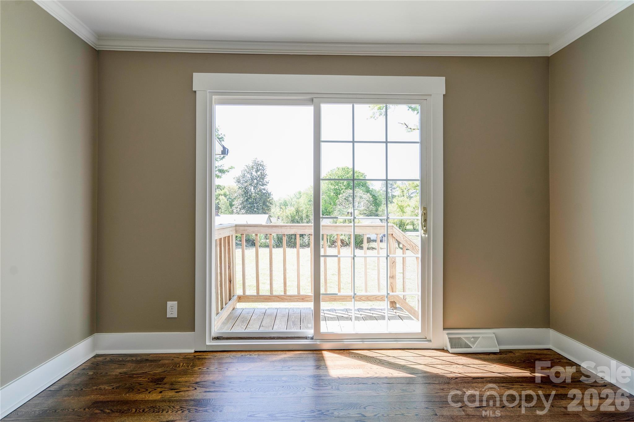 763 Broad Street — Shelby