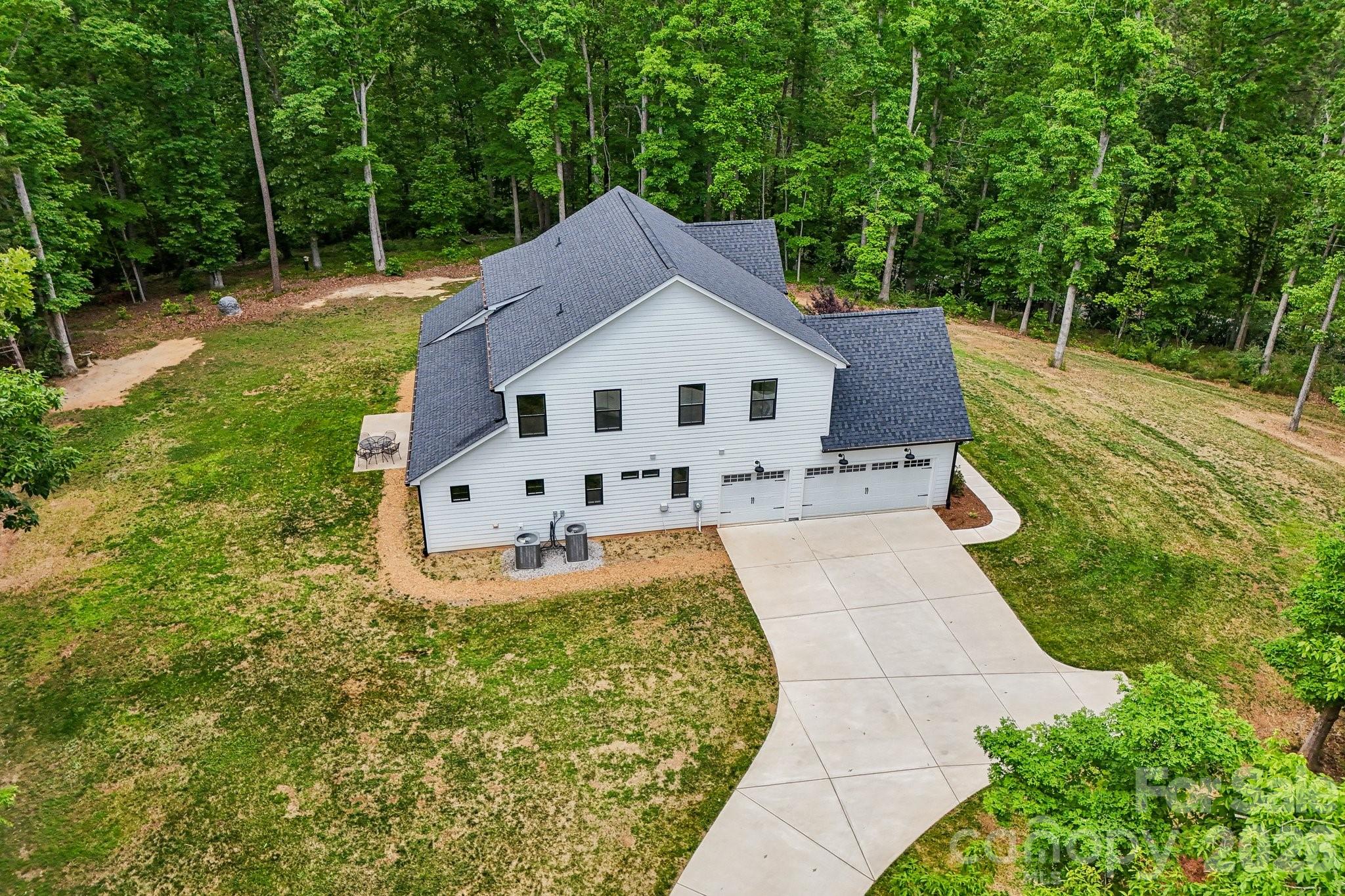 8049 Catawba cove Drive — Belmont
