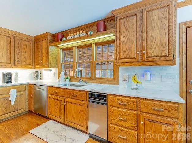 819 Chesterfield Circle SW — Lenoir
