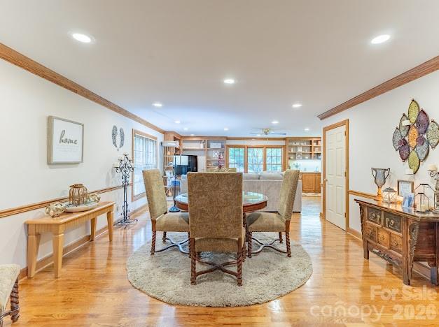 819 Chesterfield Circle SW — Lenoir