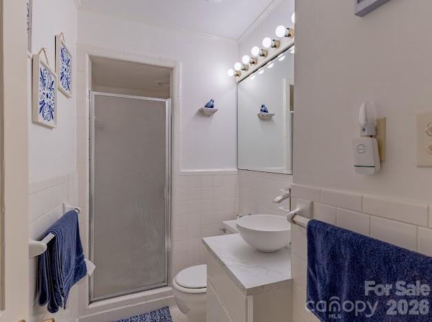 819 Chesterfield Circle SW — Lenoir