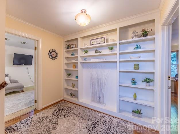 819 Chesterfield Circle SW — Lenoir