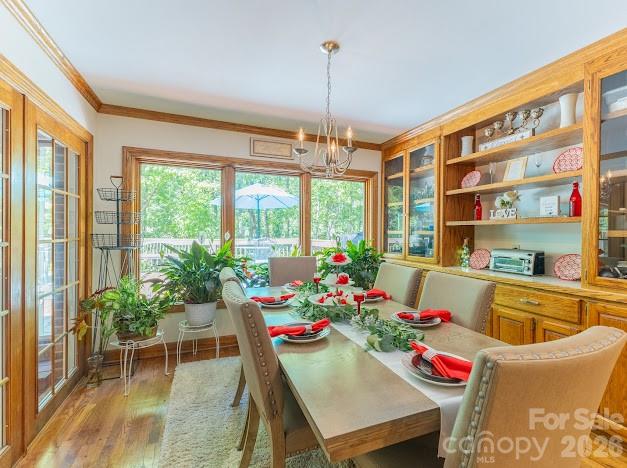 819 Chesterfield Circle SW — Lenoir