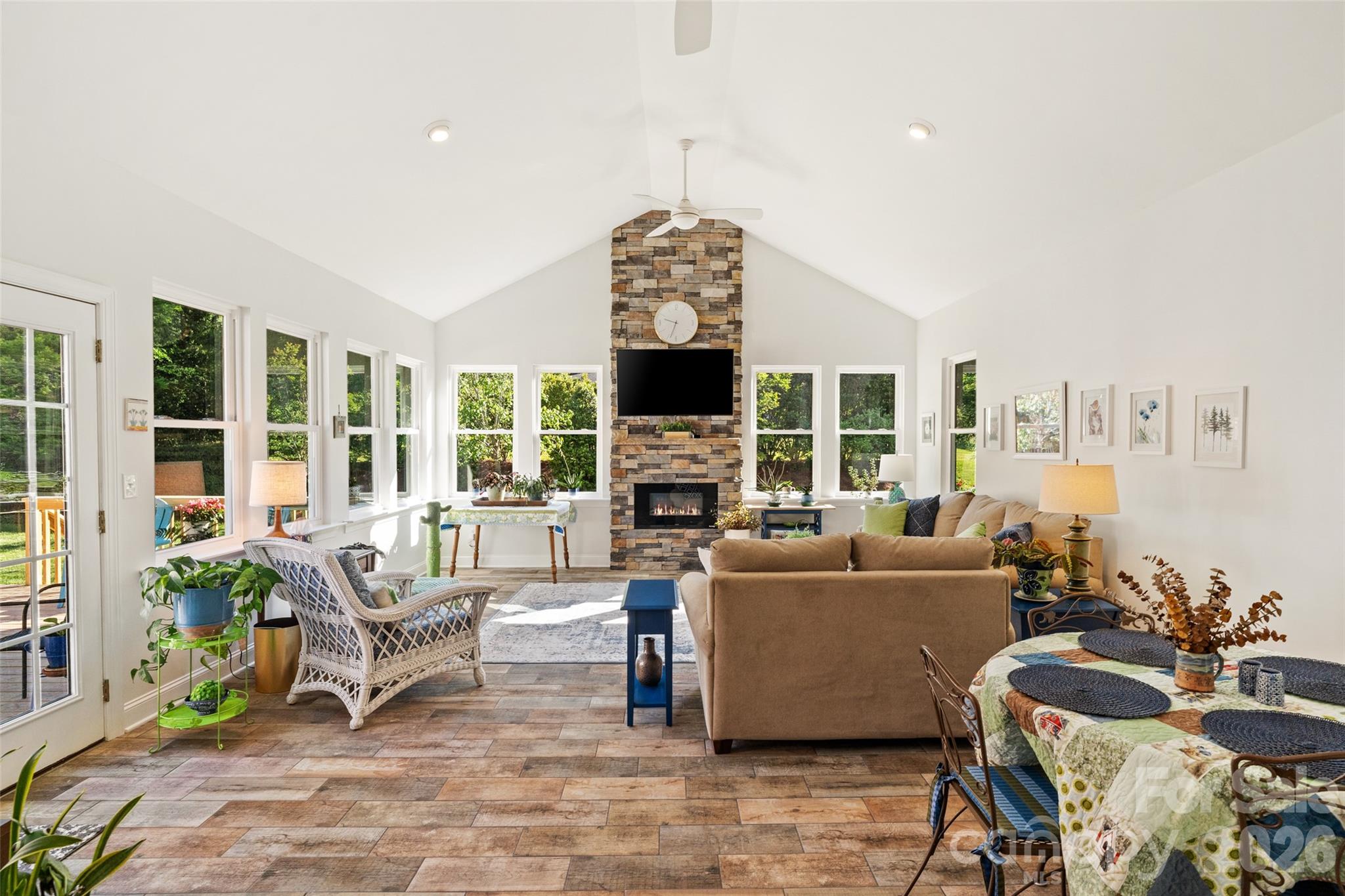 1701 South Point Road — Belmont
