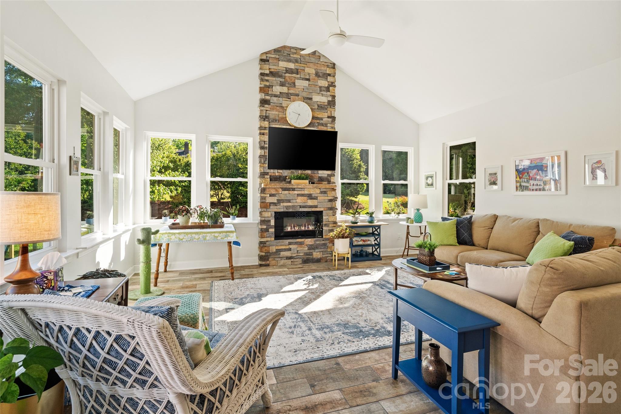 1701 South Point Road — Belmont