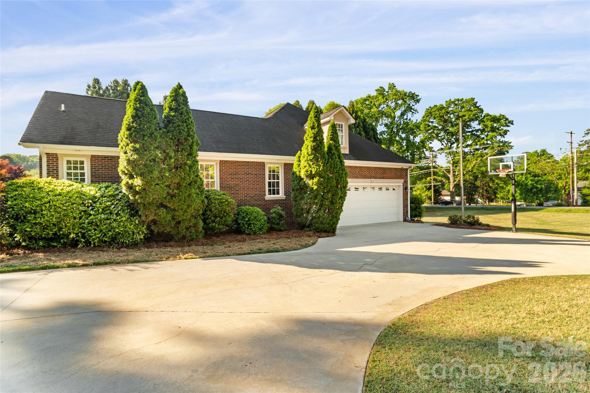 1701 South Point Road — Belmont