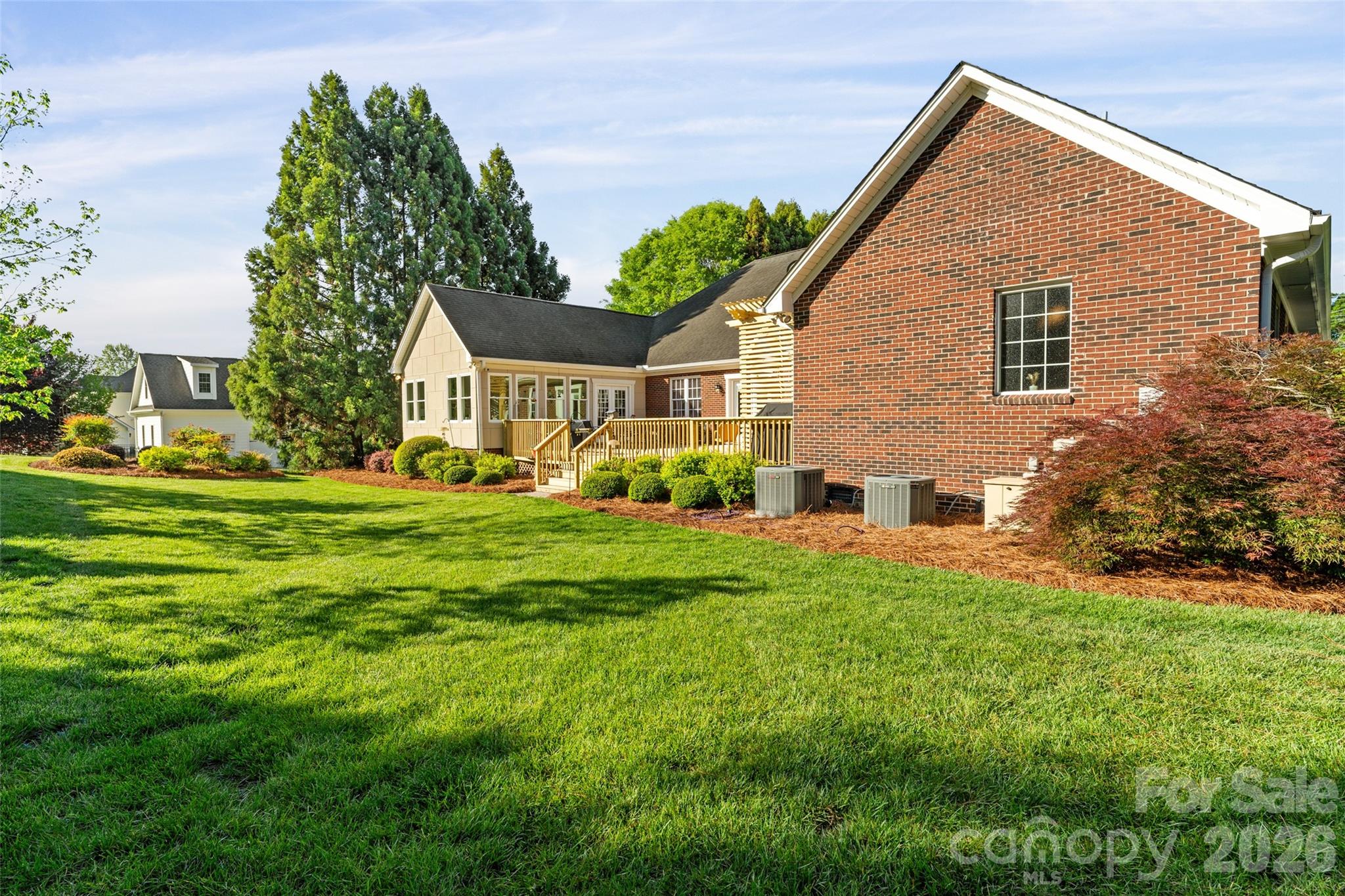 1701 South Point Road — Belmont