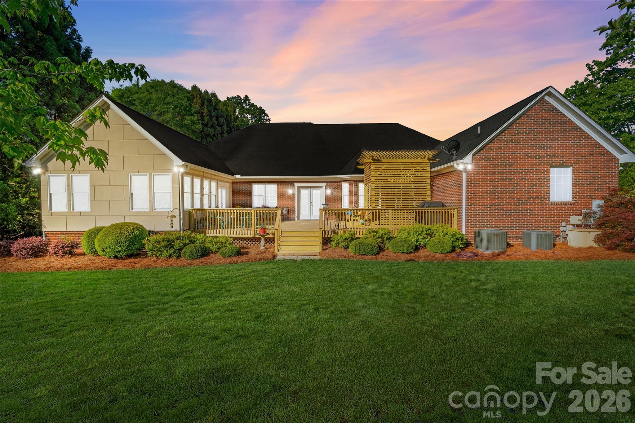 1701 South Point Road — Belmont