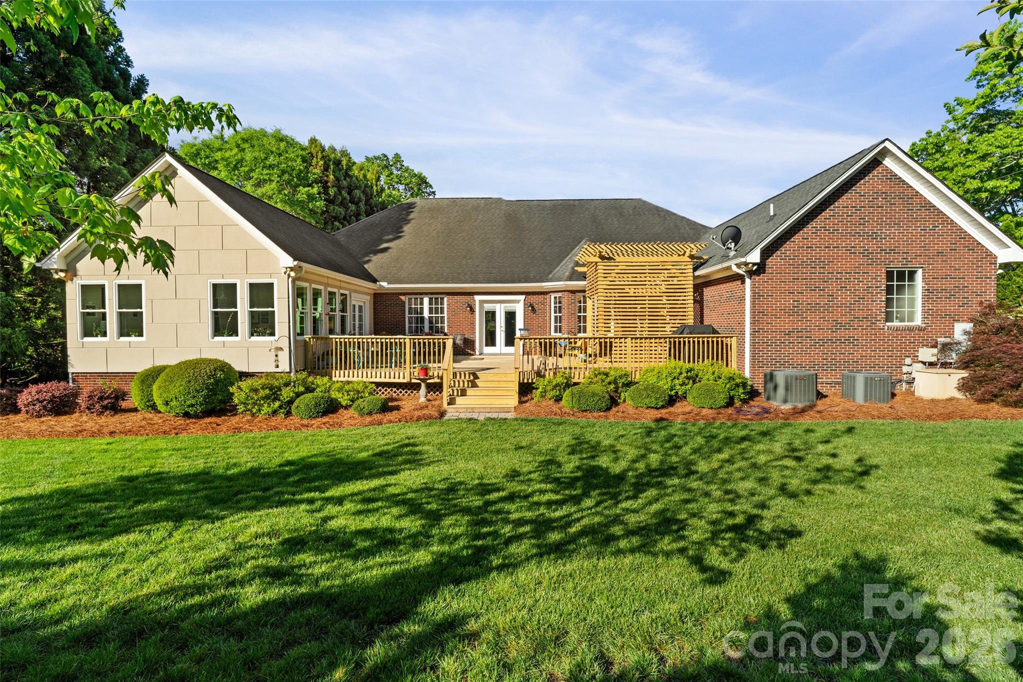 1701 South Point Road — Belmont