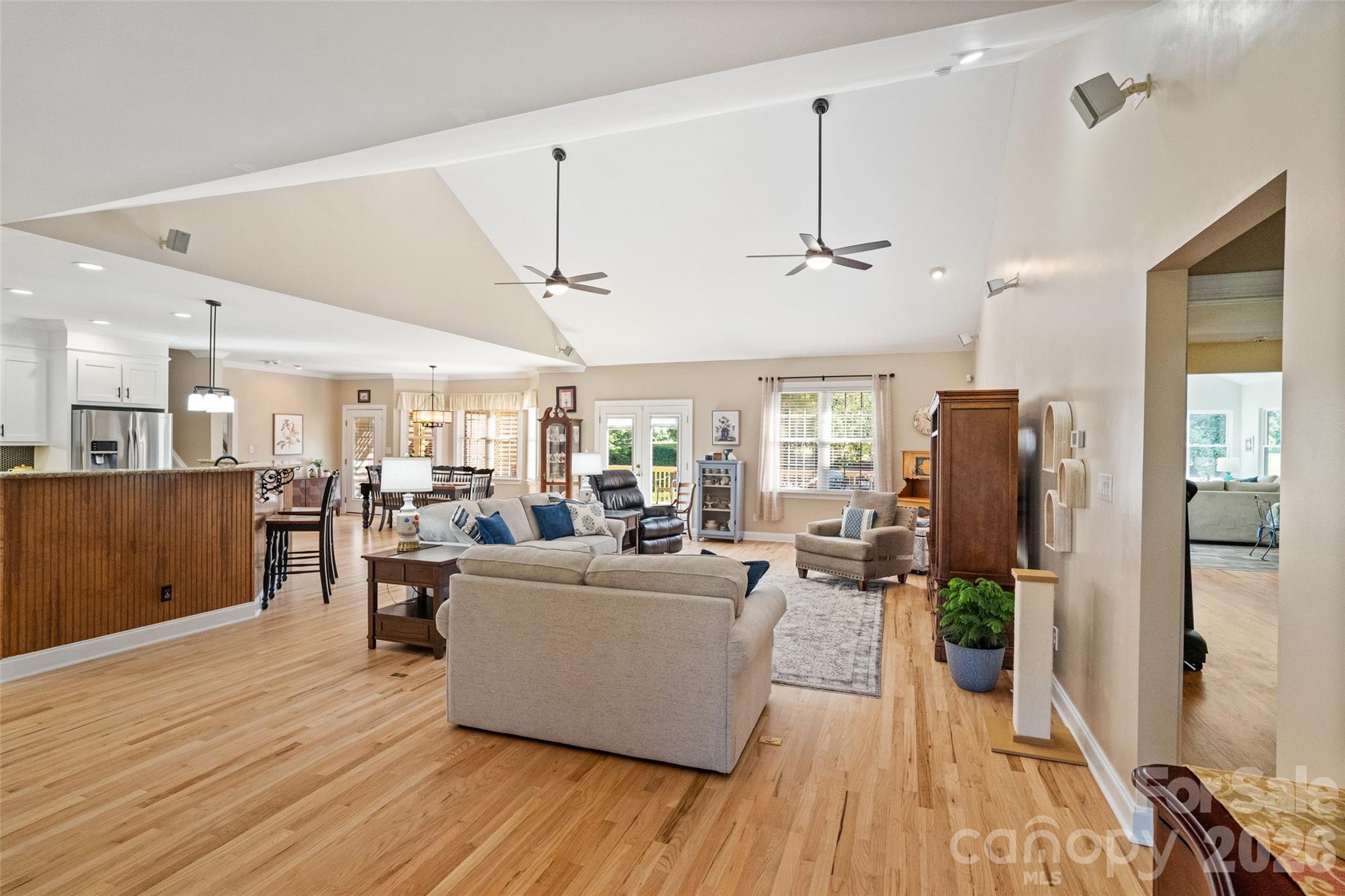 1701 South Point Road — Belmont