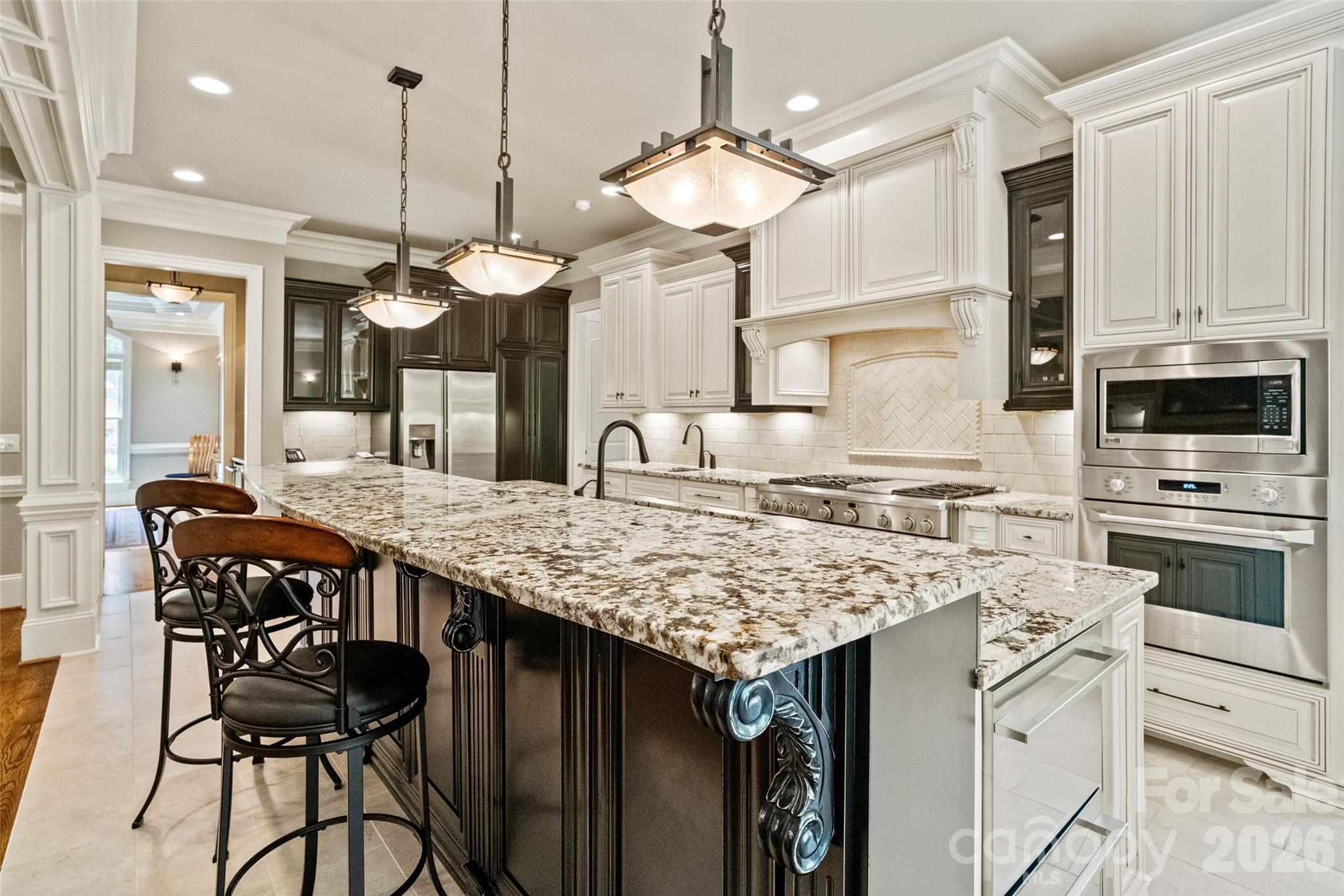 733 Fawns Glen Place — Clover