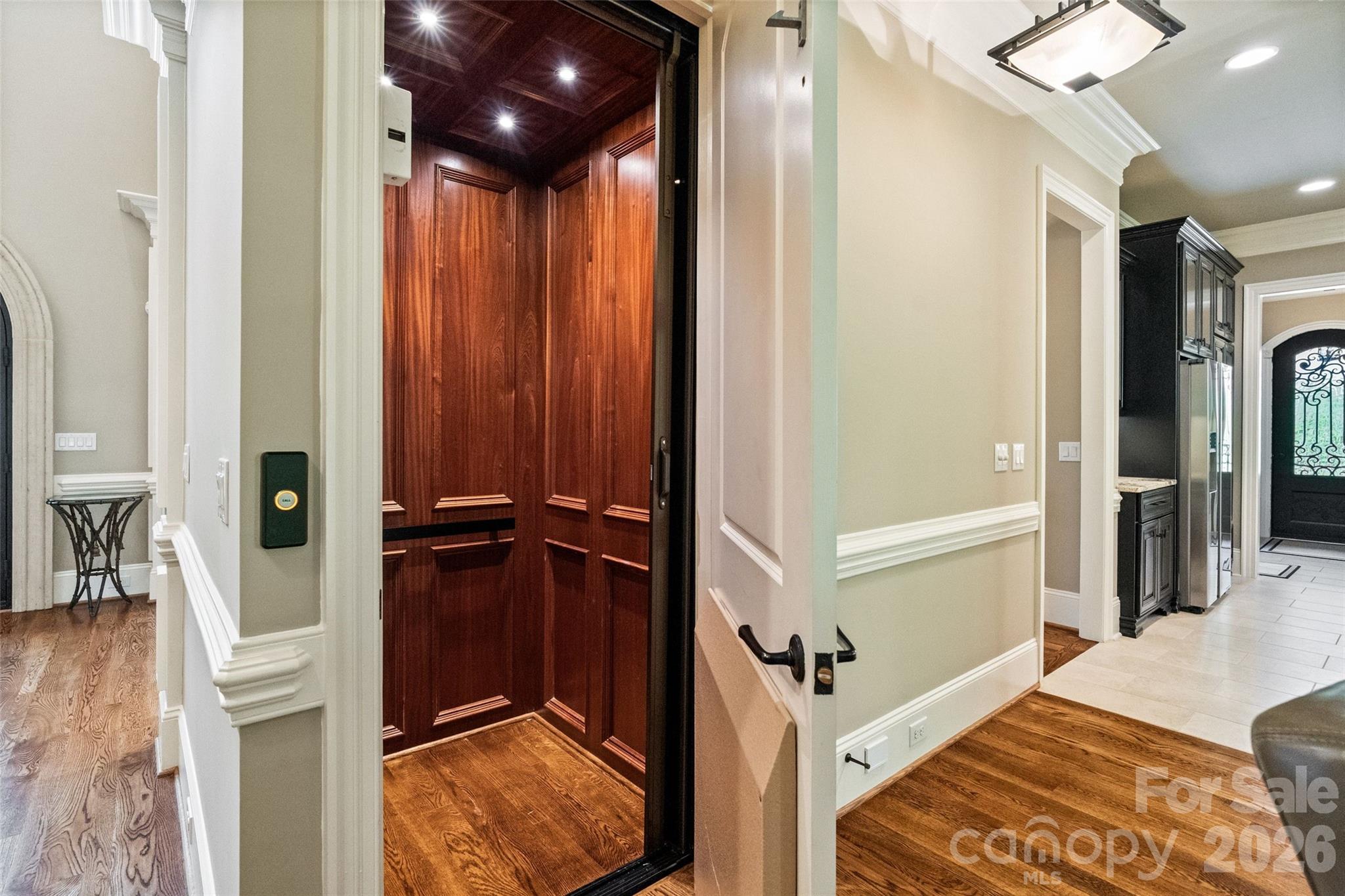 733 Fawns Glen Place — Clover