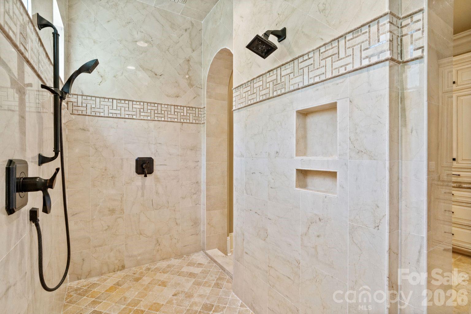 733 Fawns Glen Place — Clover