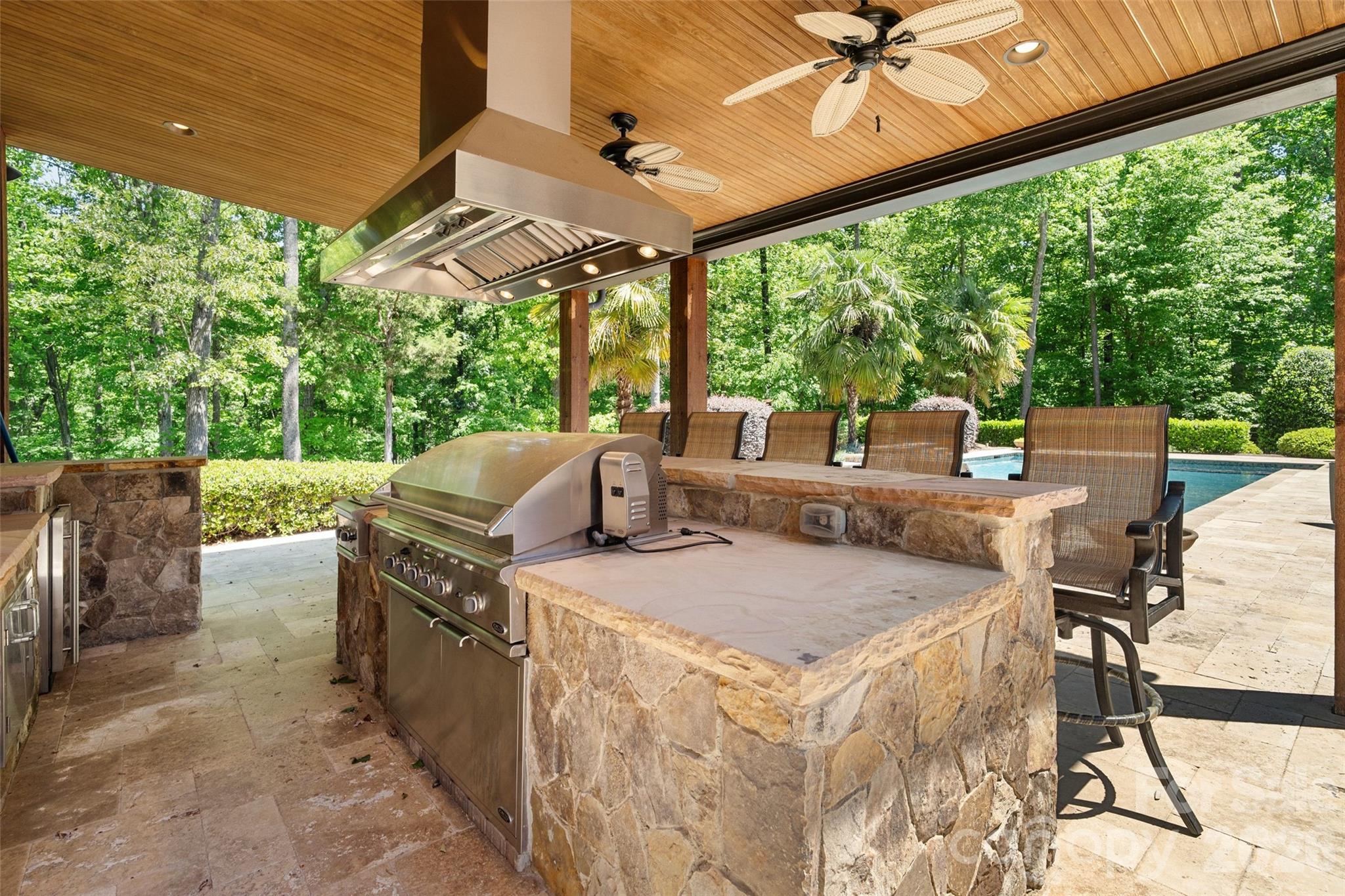 733 Fawns Glen Place — Clover