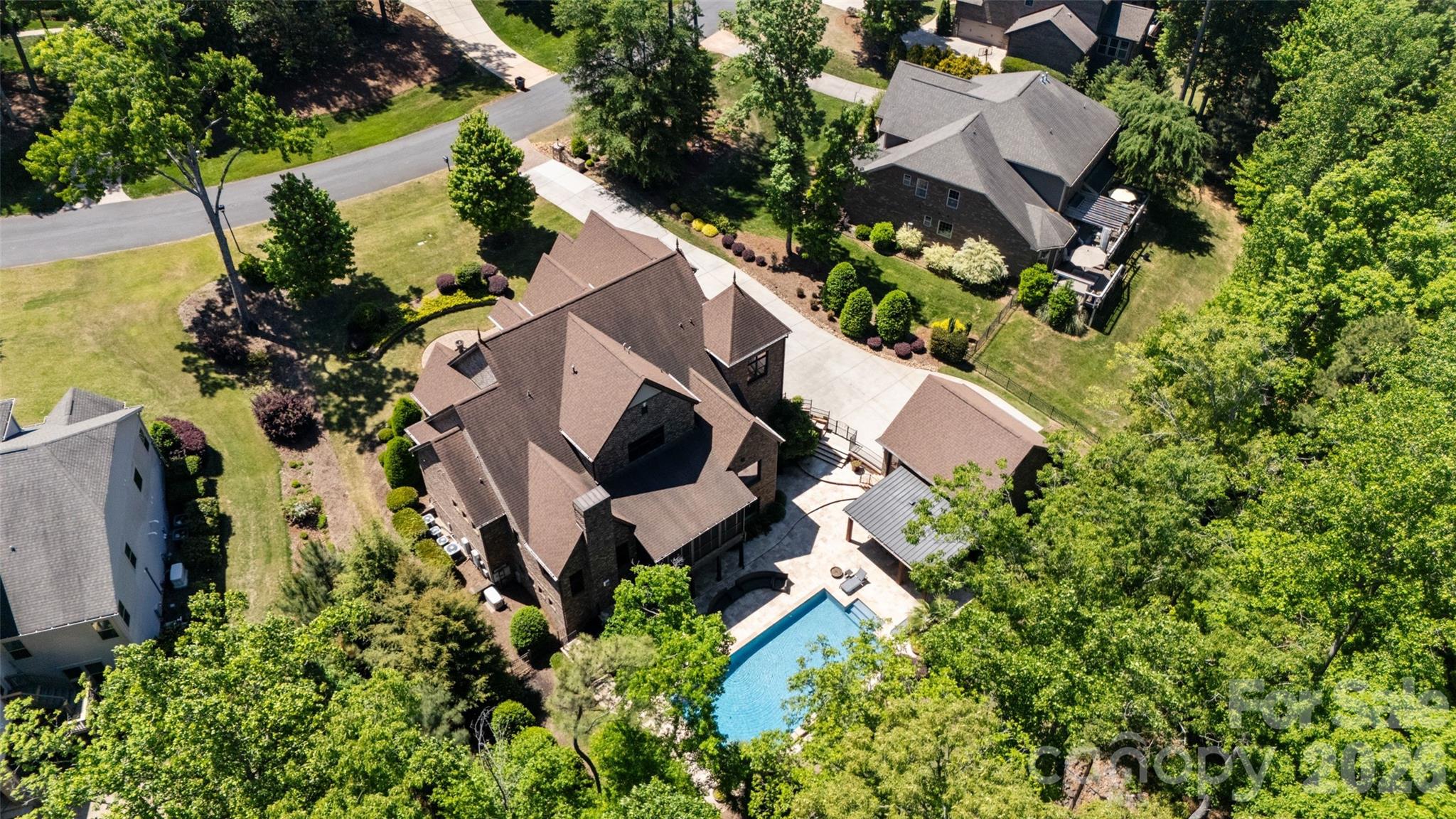 733 Fawns Glen Place — Clover