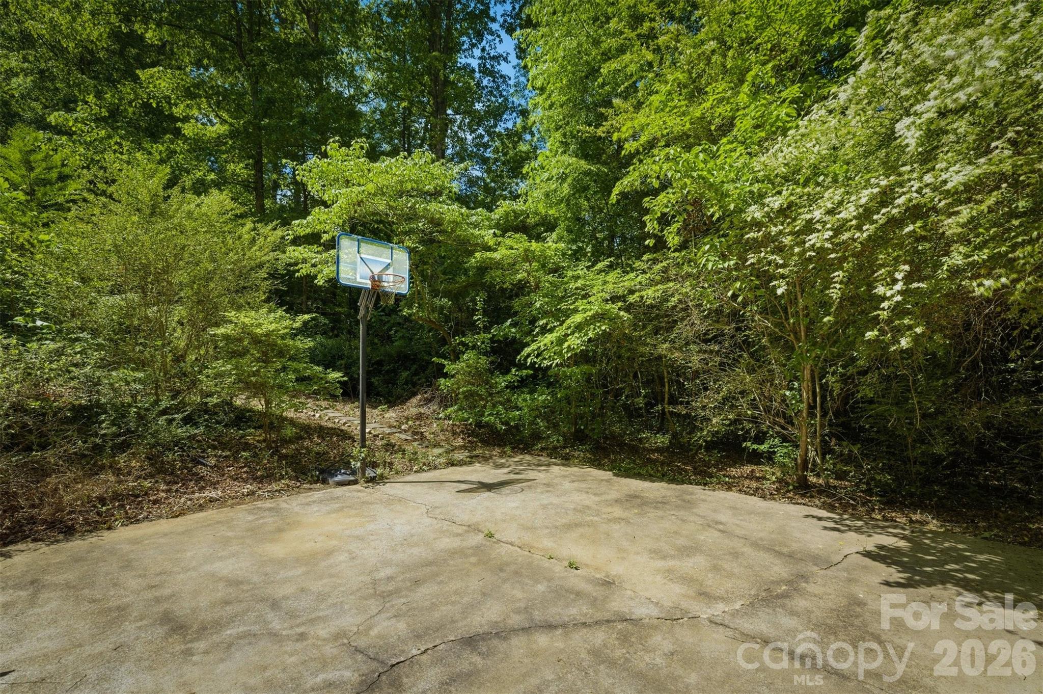 3432 Ridgewood Drive — Morganton