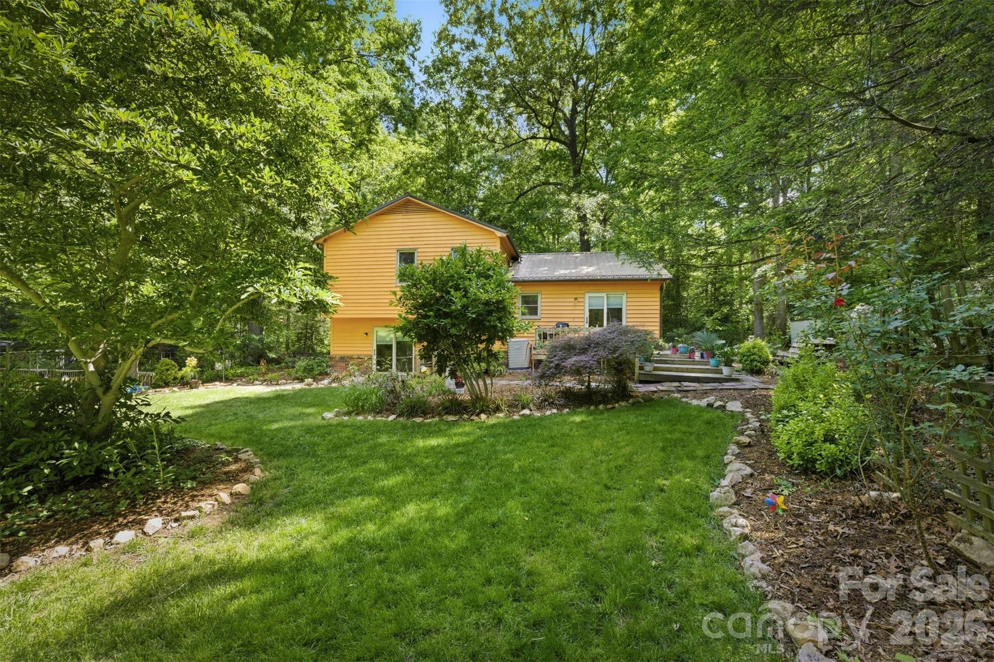 3432 Ridgewood Drive — Morganton