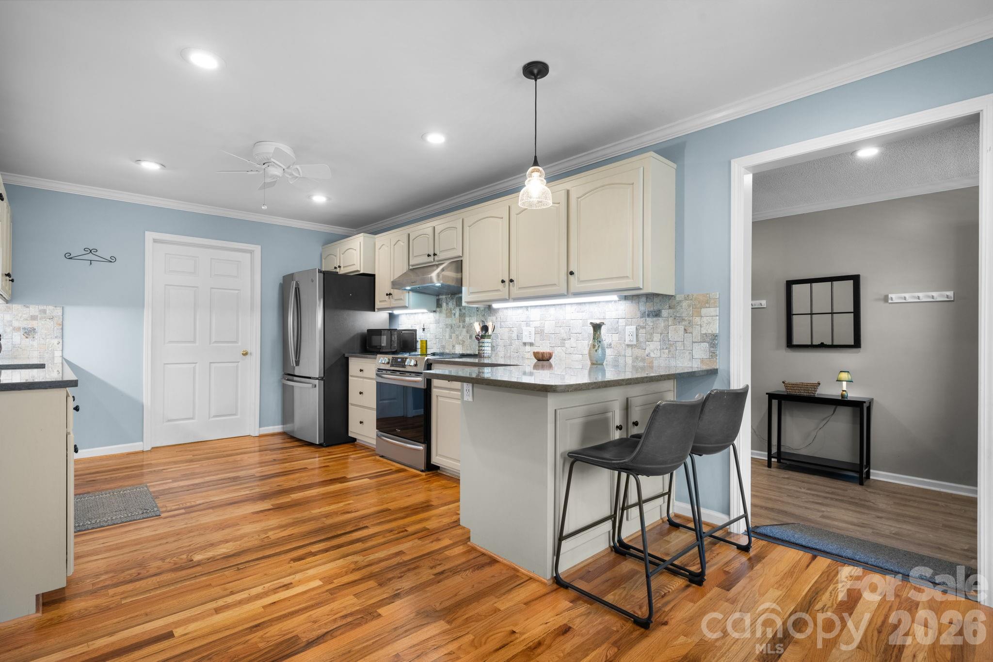 4946 Butner Drive — Hickory