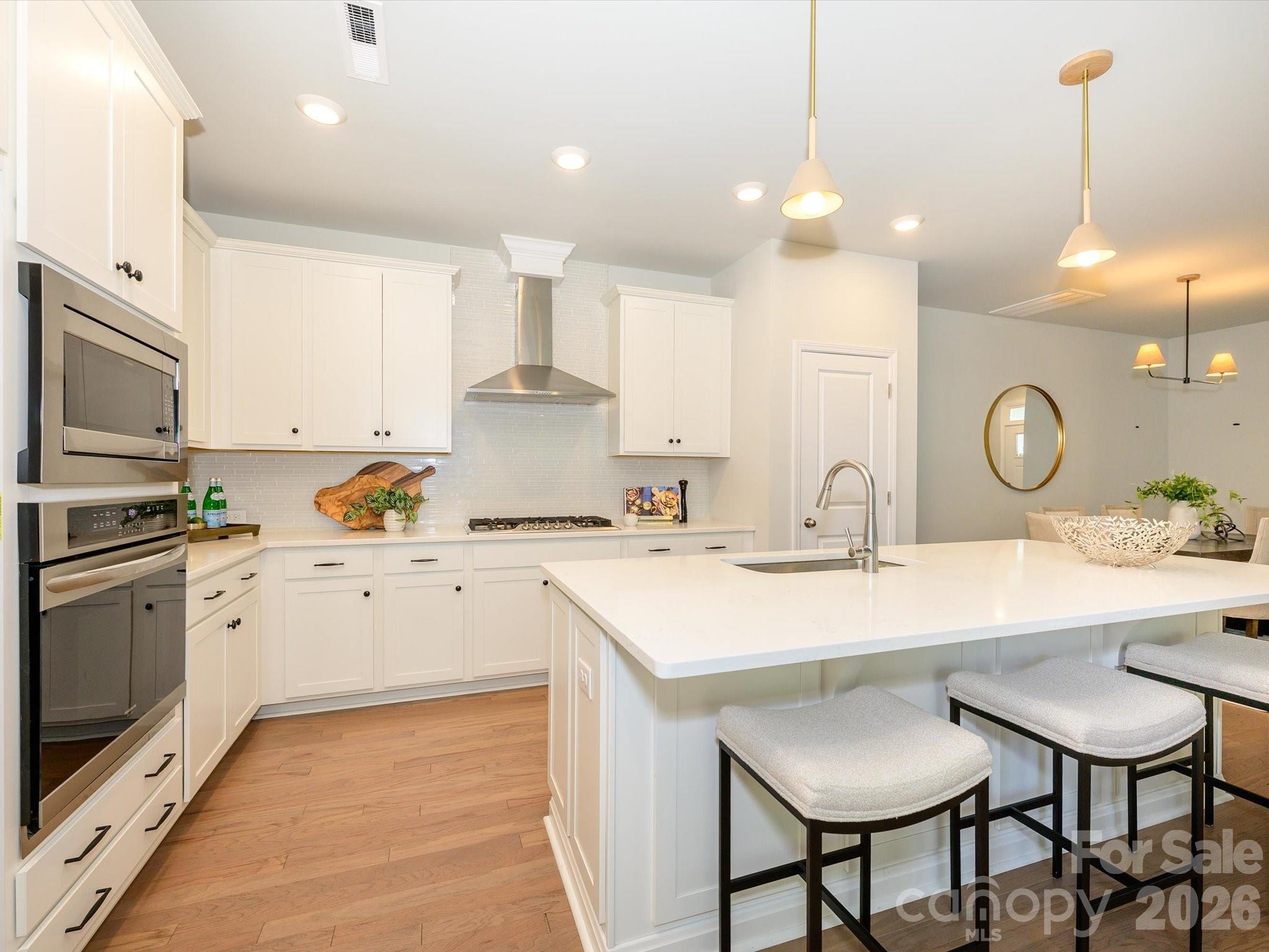 339 Ladybird Lane — Pineville