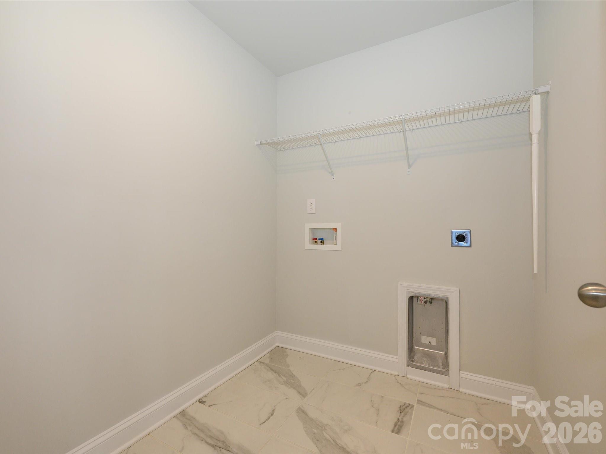 339 Ladybird Lane — Pineville