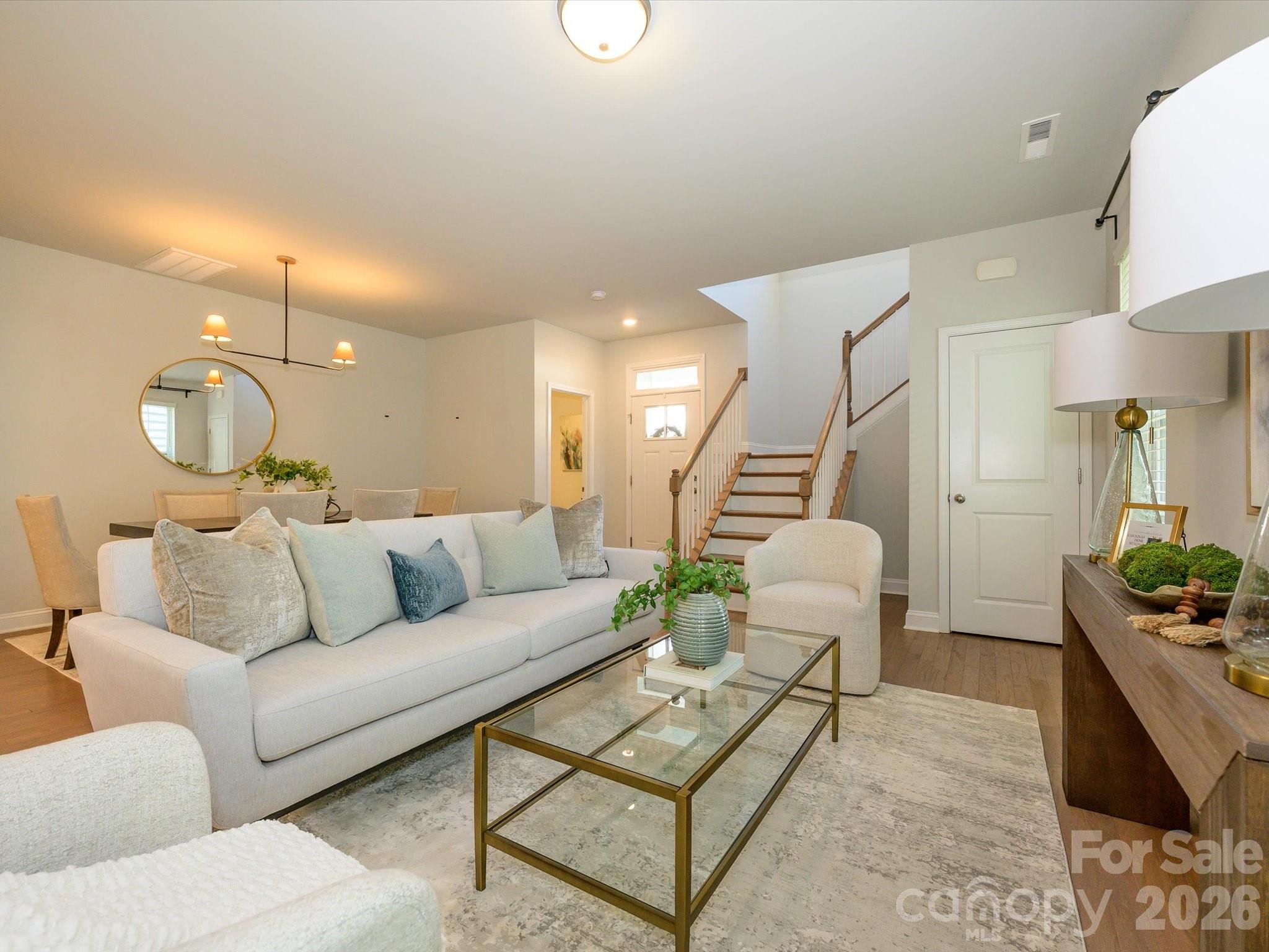 339 Ladybird Lane — Pineville