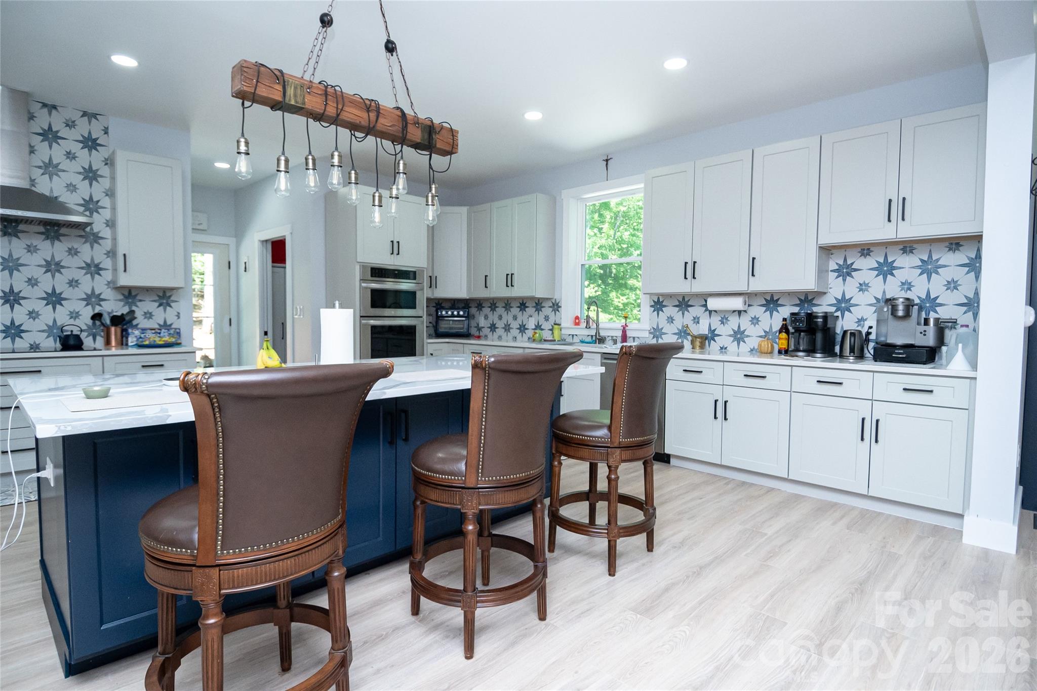 2371 W Paradise Harbor Drive — Connelly Springs
