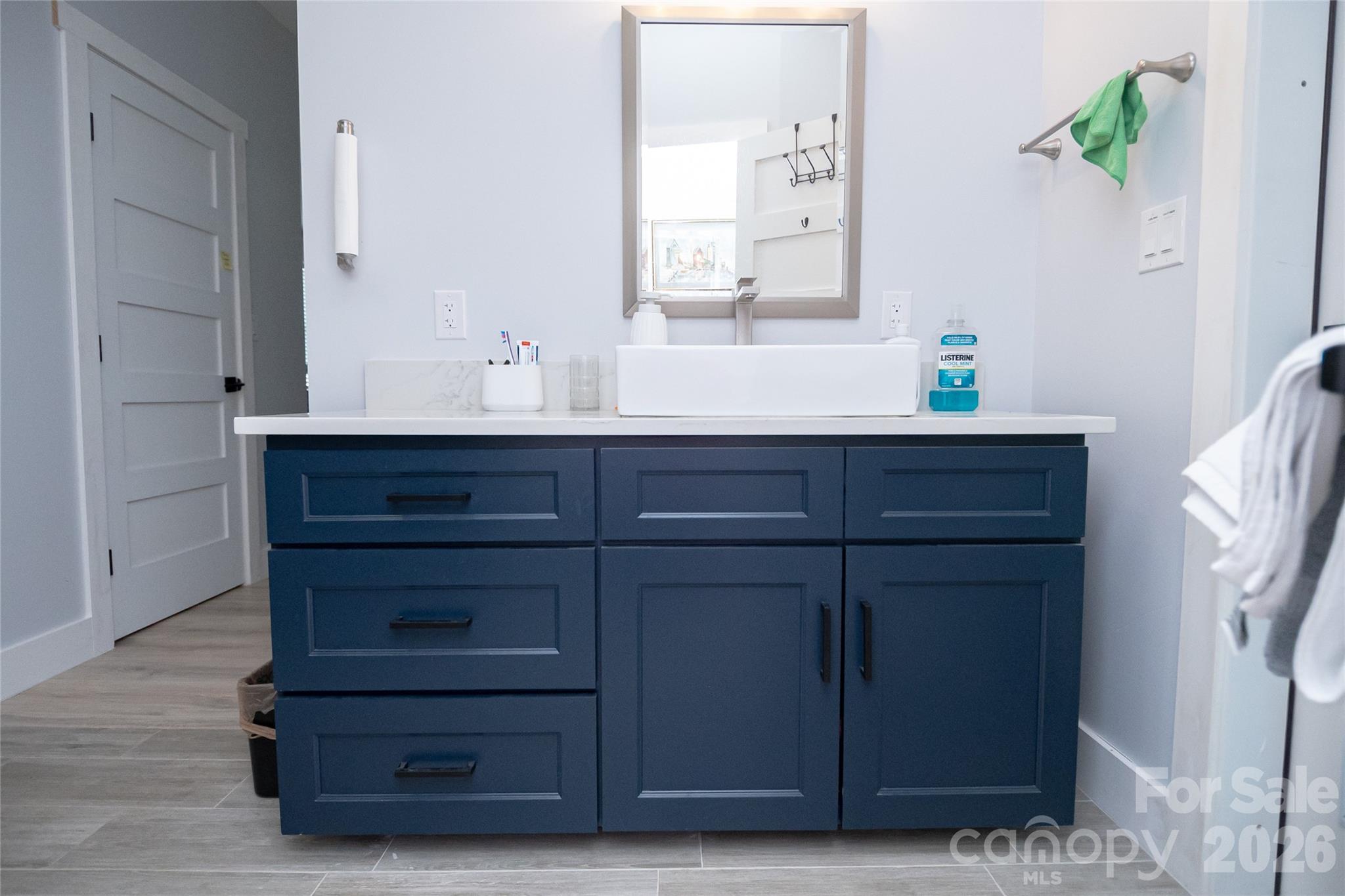 2371 W Paradise Harbor Drive — Connelly Springs