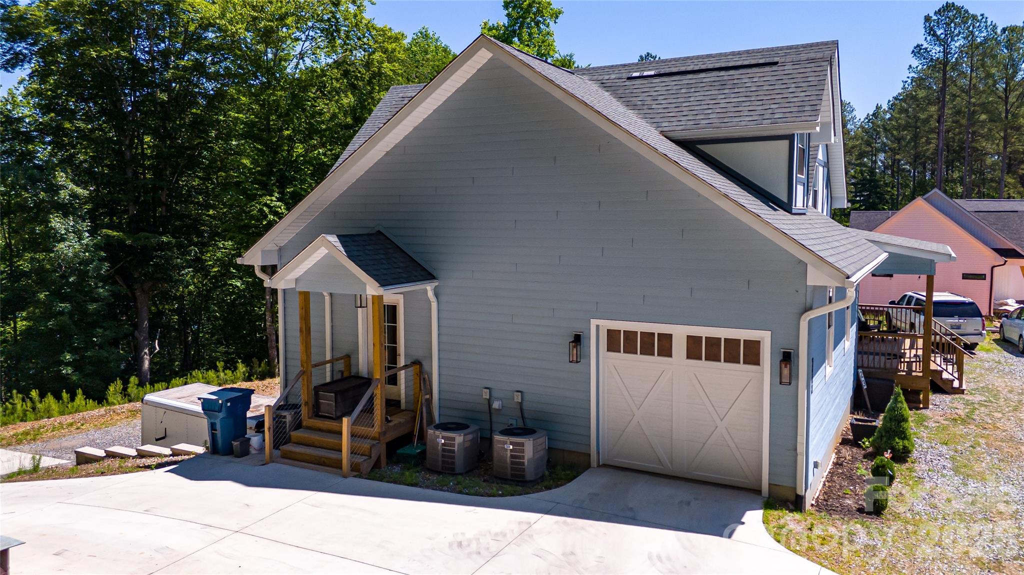 2371 W Paradise Harbor Drive — Connelly Springs