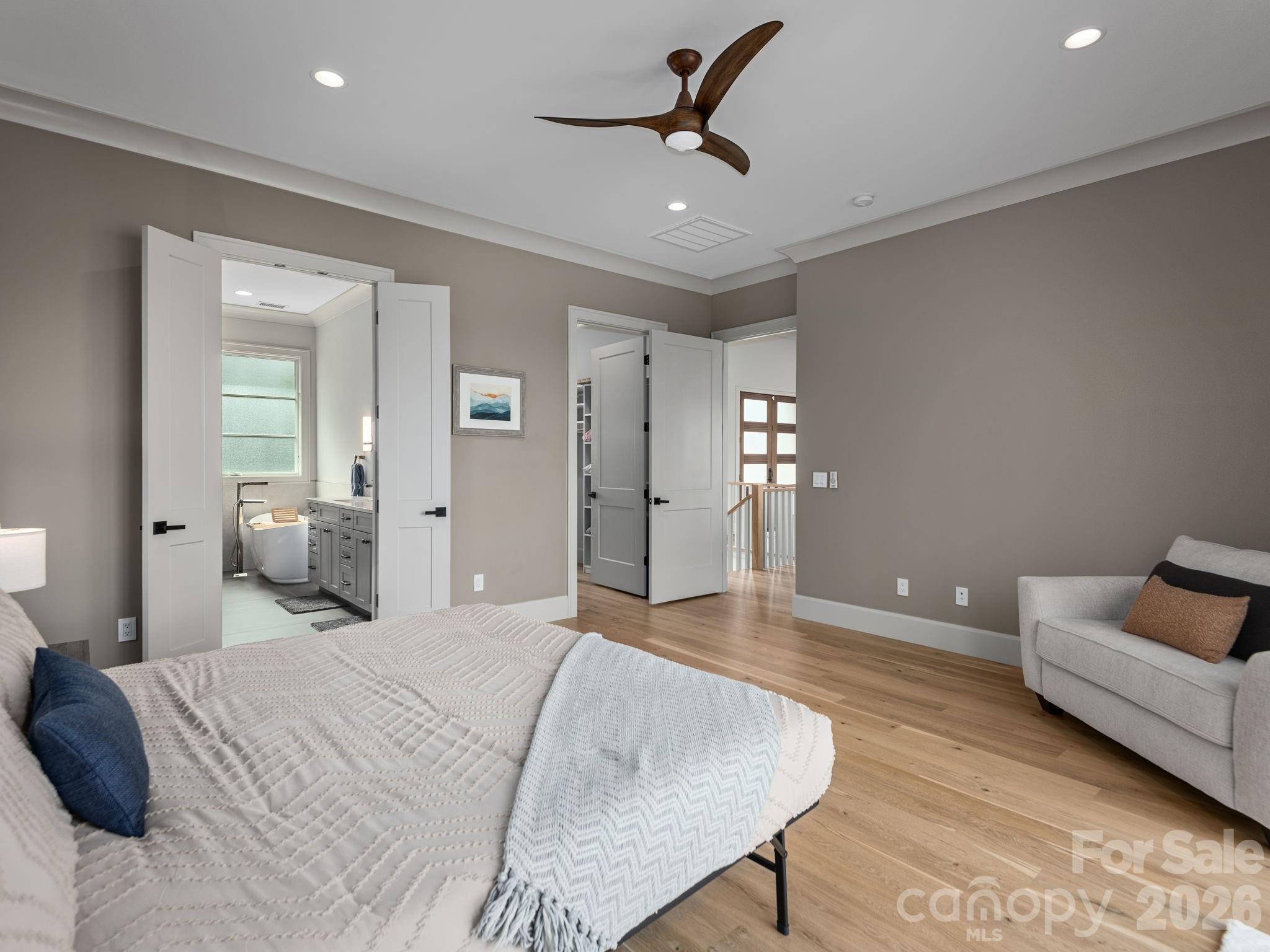 642 Altamont View — Asheville