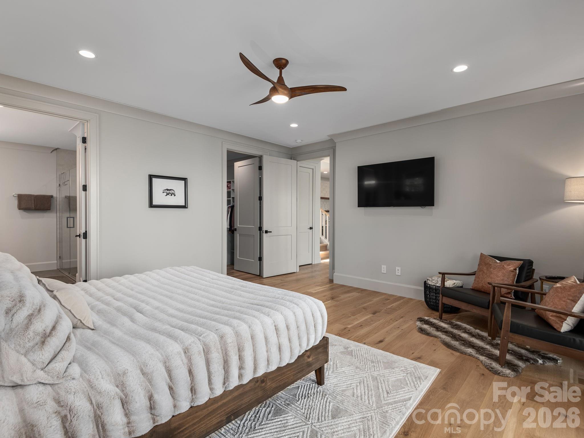 642 Altamont View — Asheville