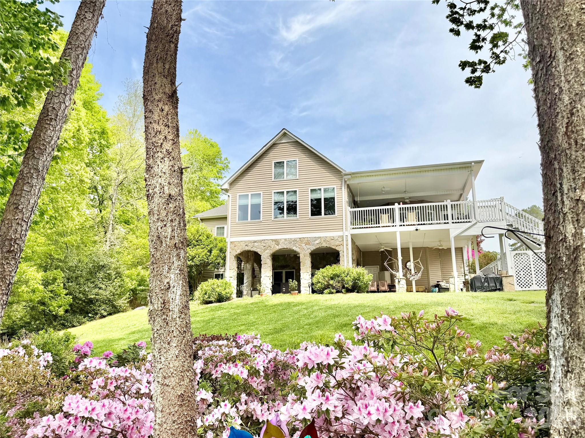 226 Riverwalk Road — Stony Point